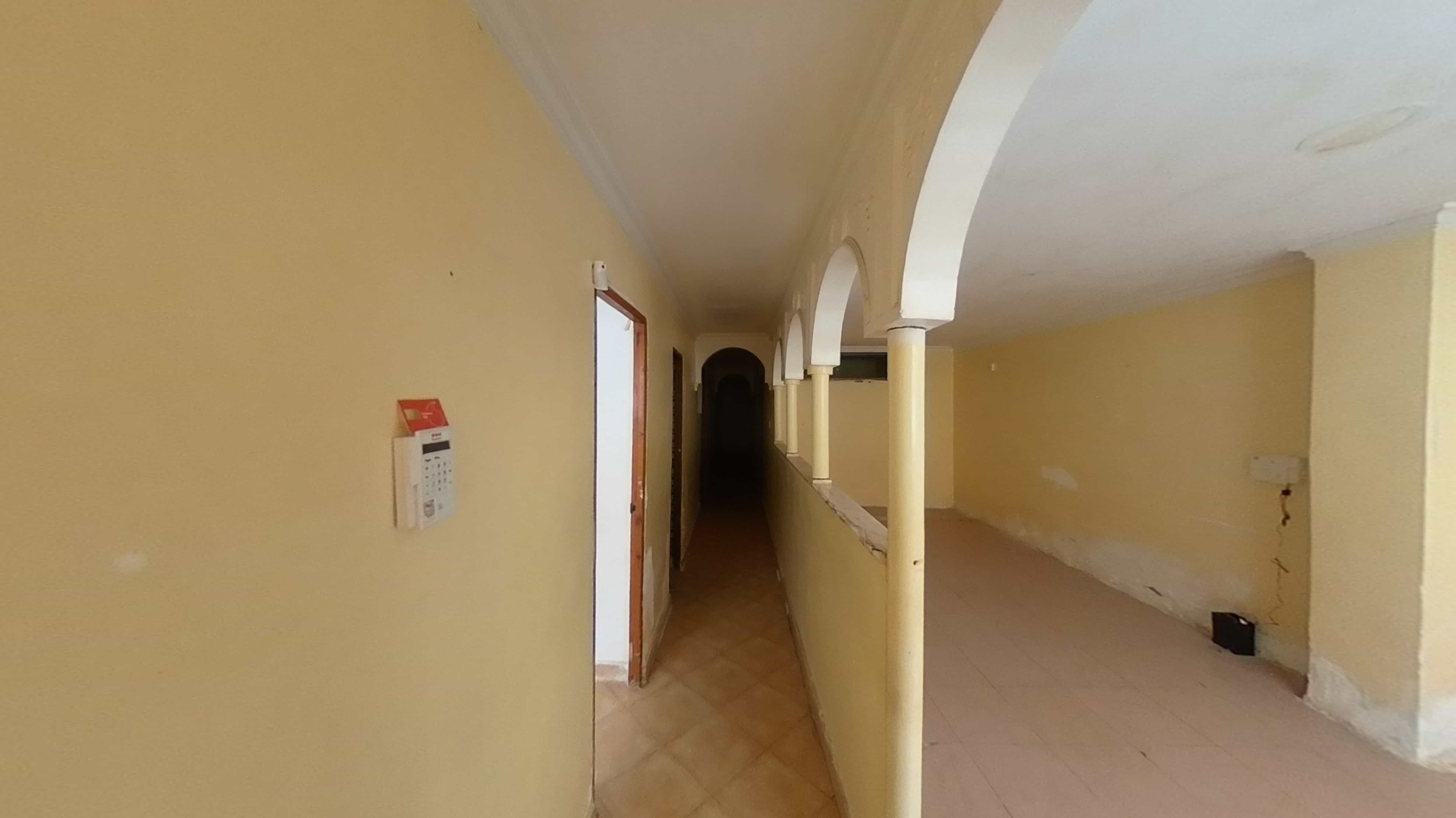 Commercial premises for sale in calle Lastre -18-20