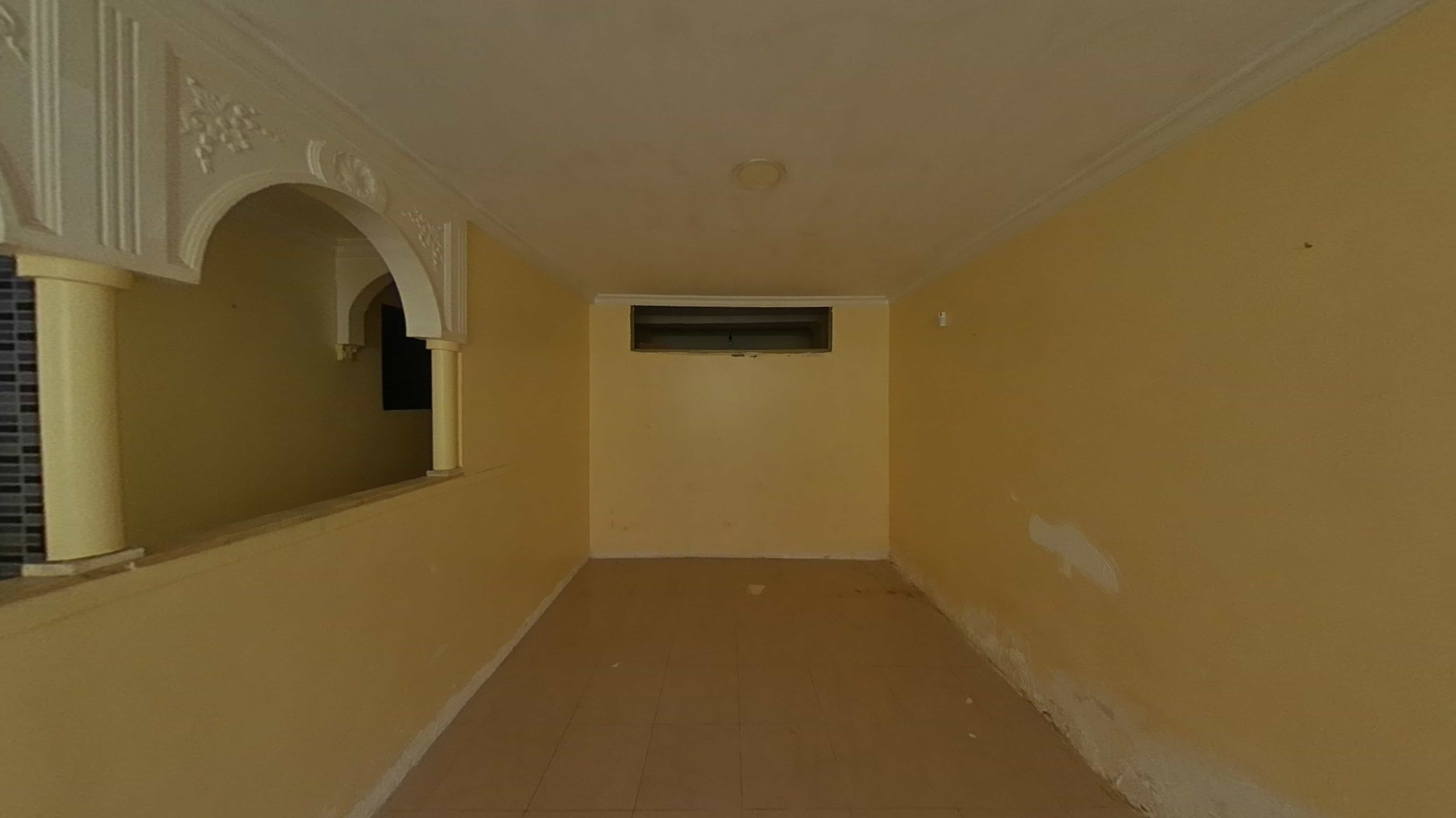 Commercial premises for sale in calle Lastre -18-20