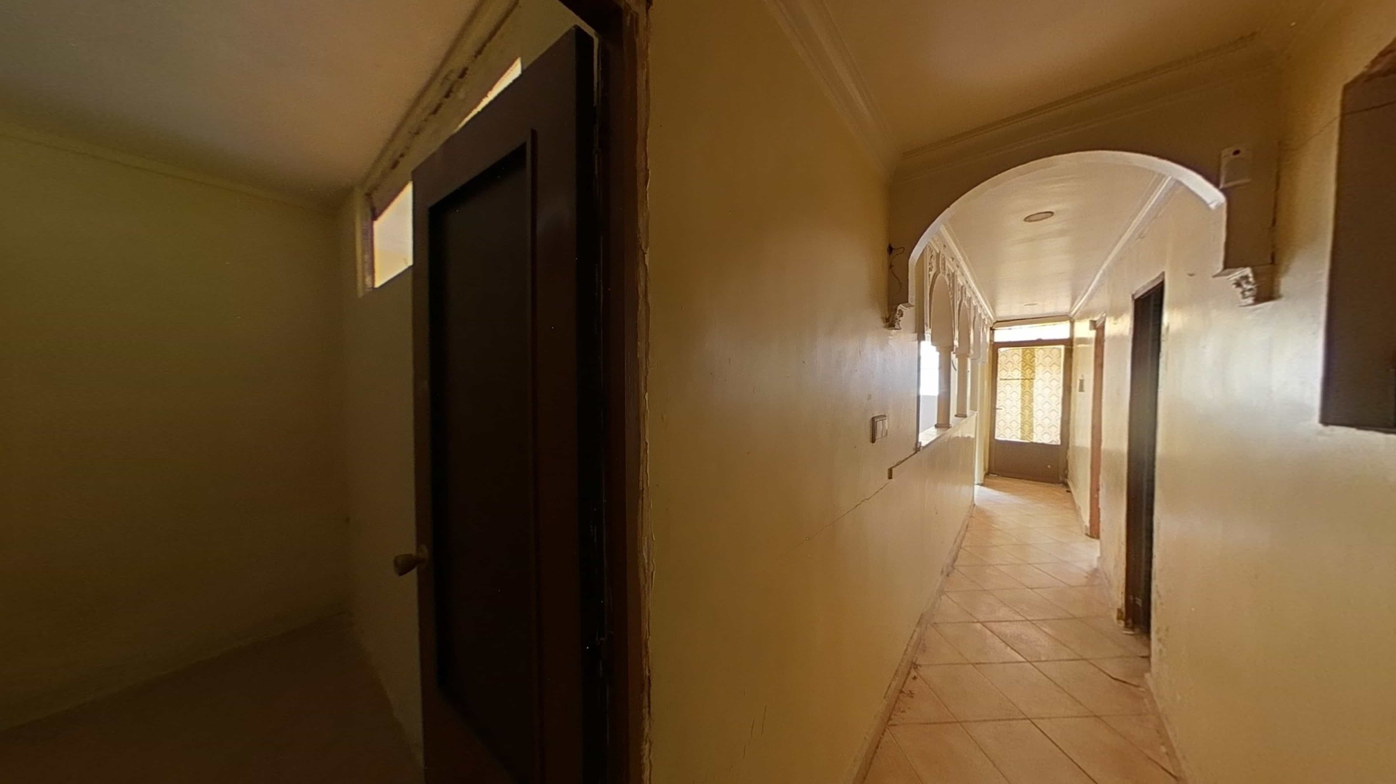 Commercial premises for sale in calle Lastre -18-20