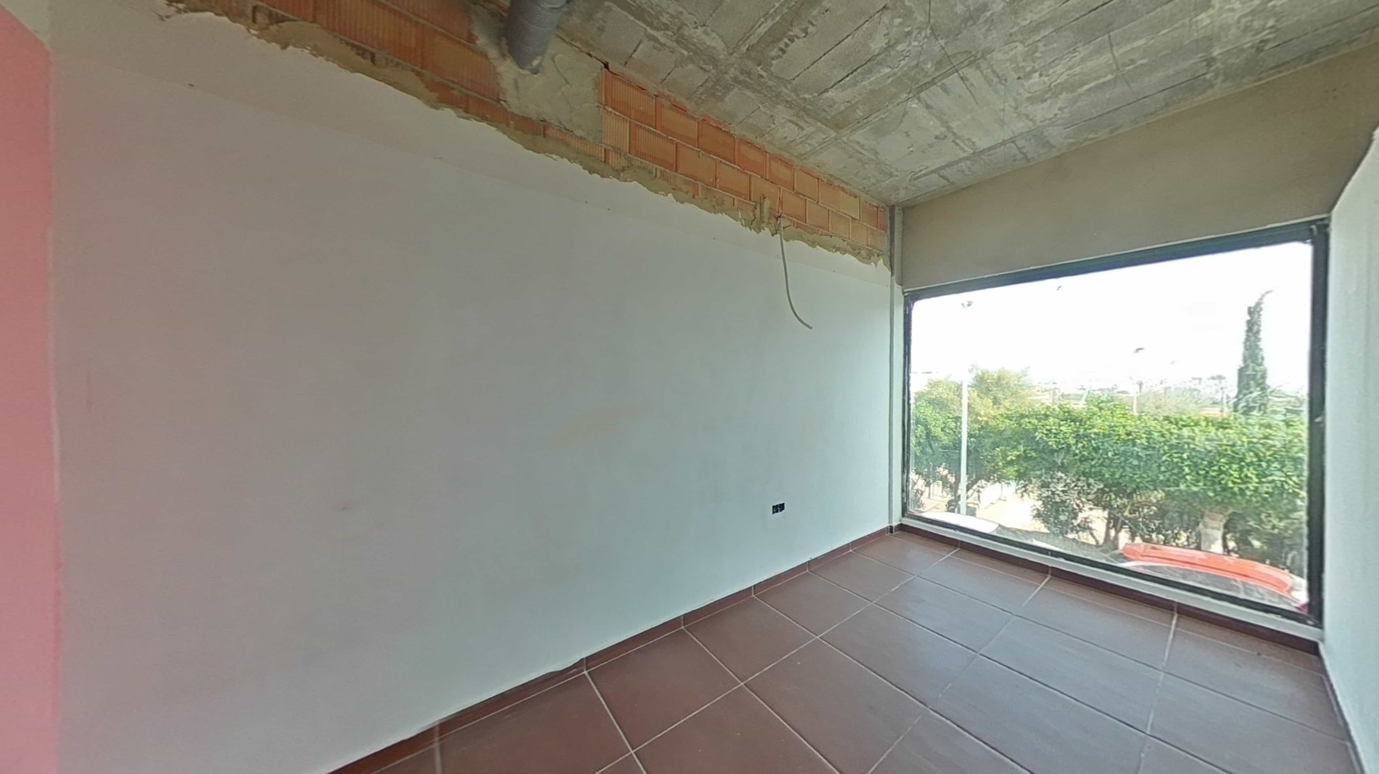 Commercial premises for sale in avda Del Mar
