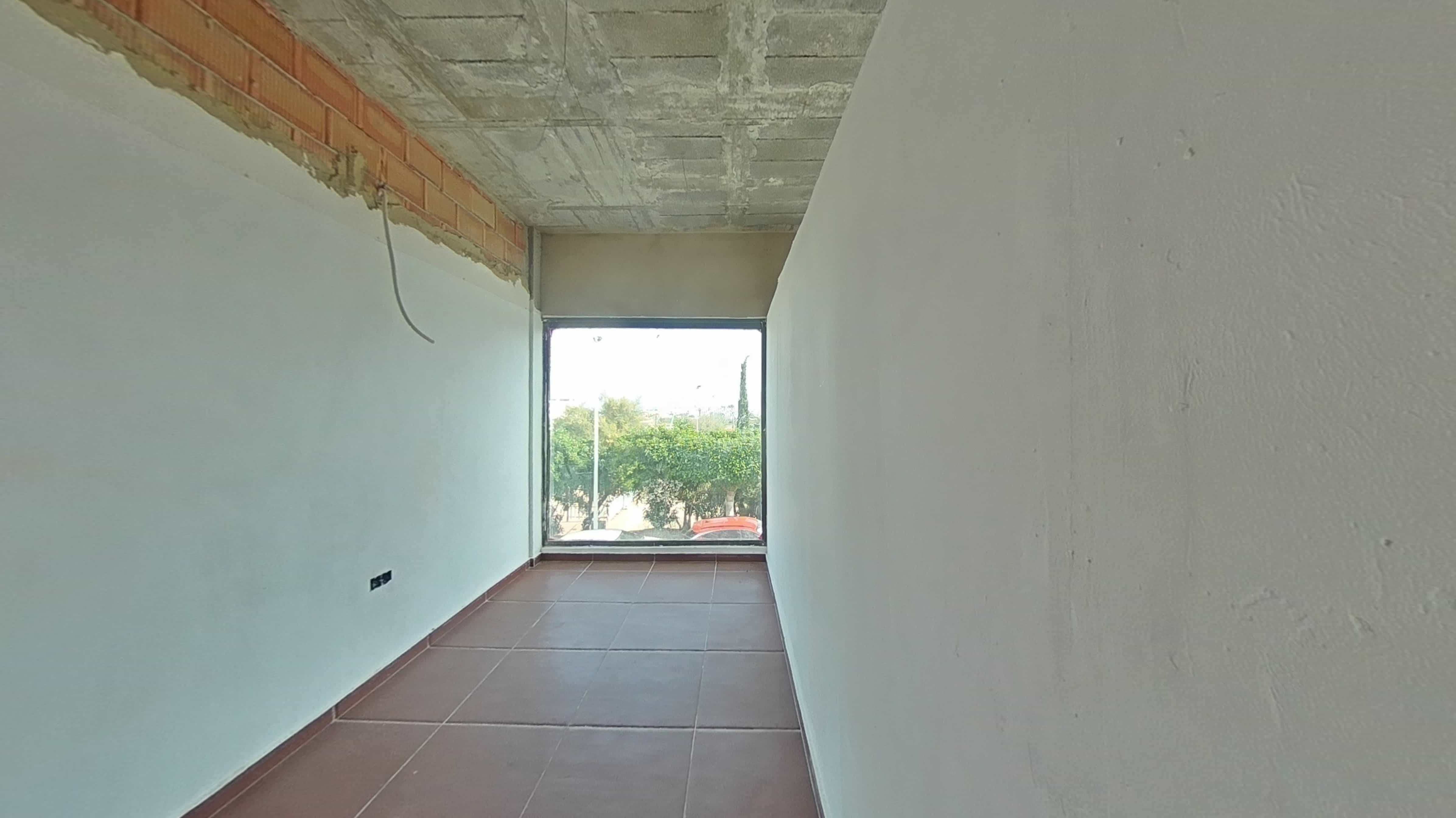 Commercial premises for sale in avda Del Mar