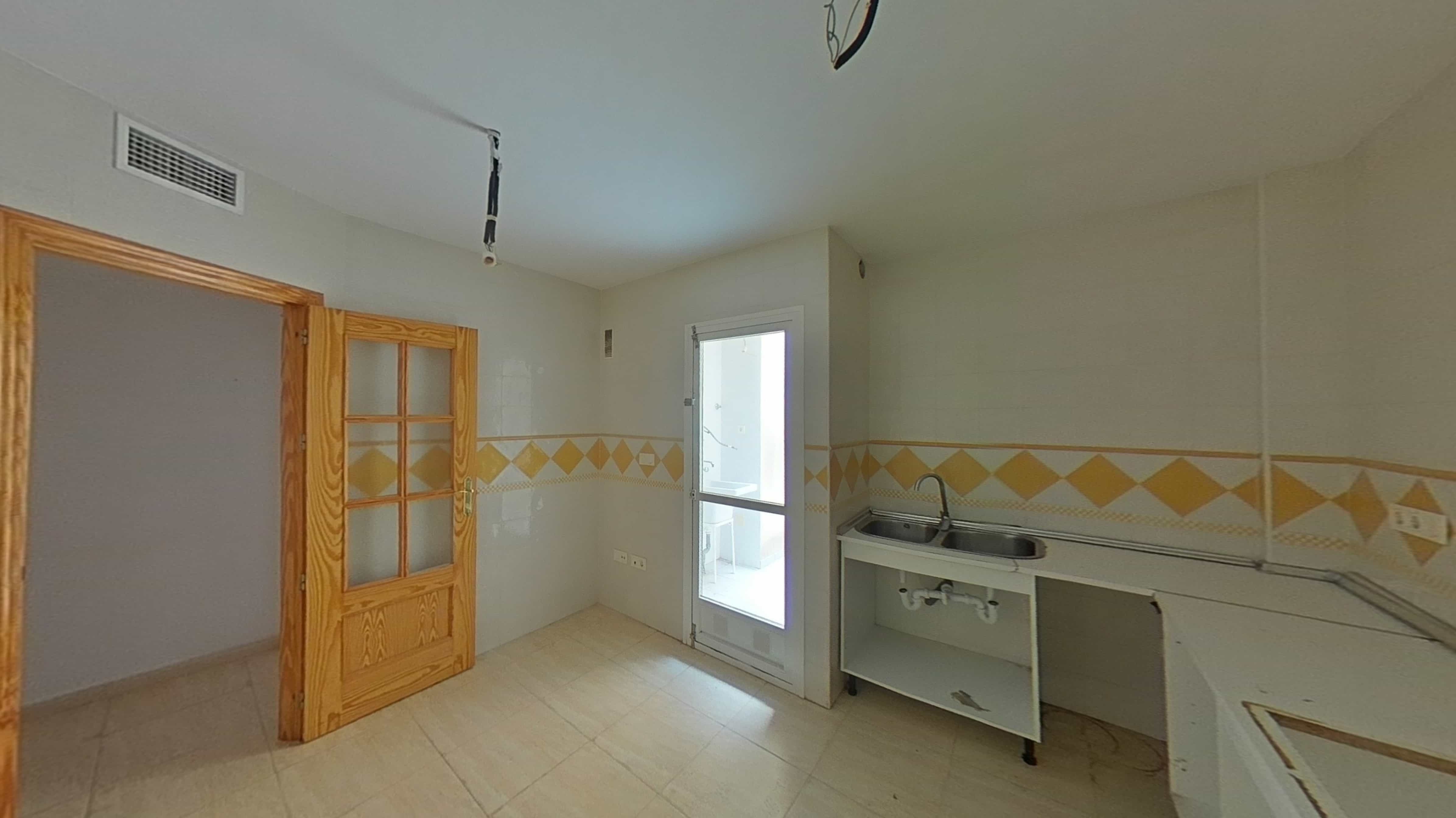 Flat for sale in calle Guillermo Simonelli