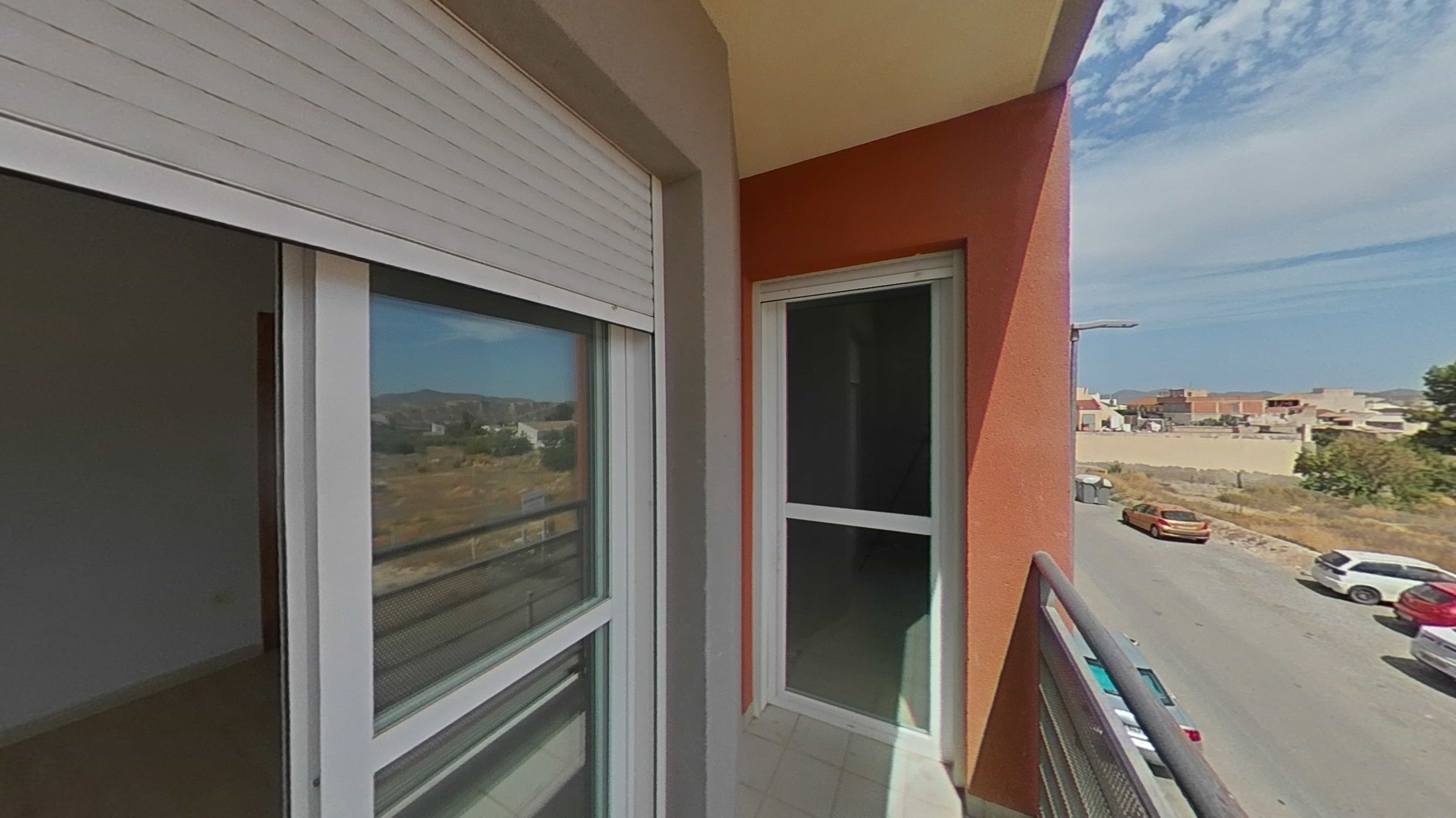 Flat for sale in calle Guillermo Simonelli