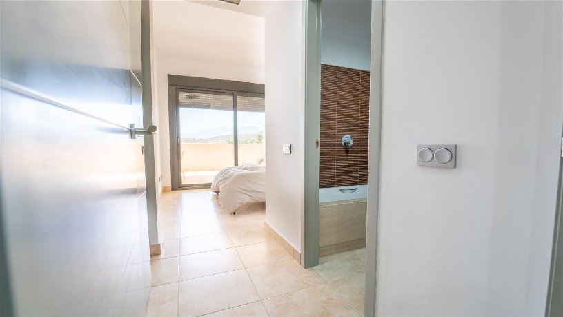 Piso en venta en ronda Rn Mulhacen