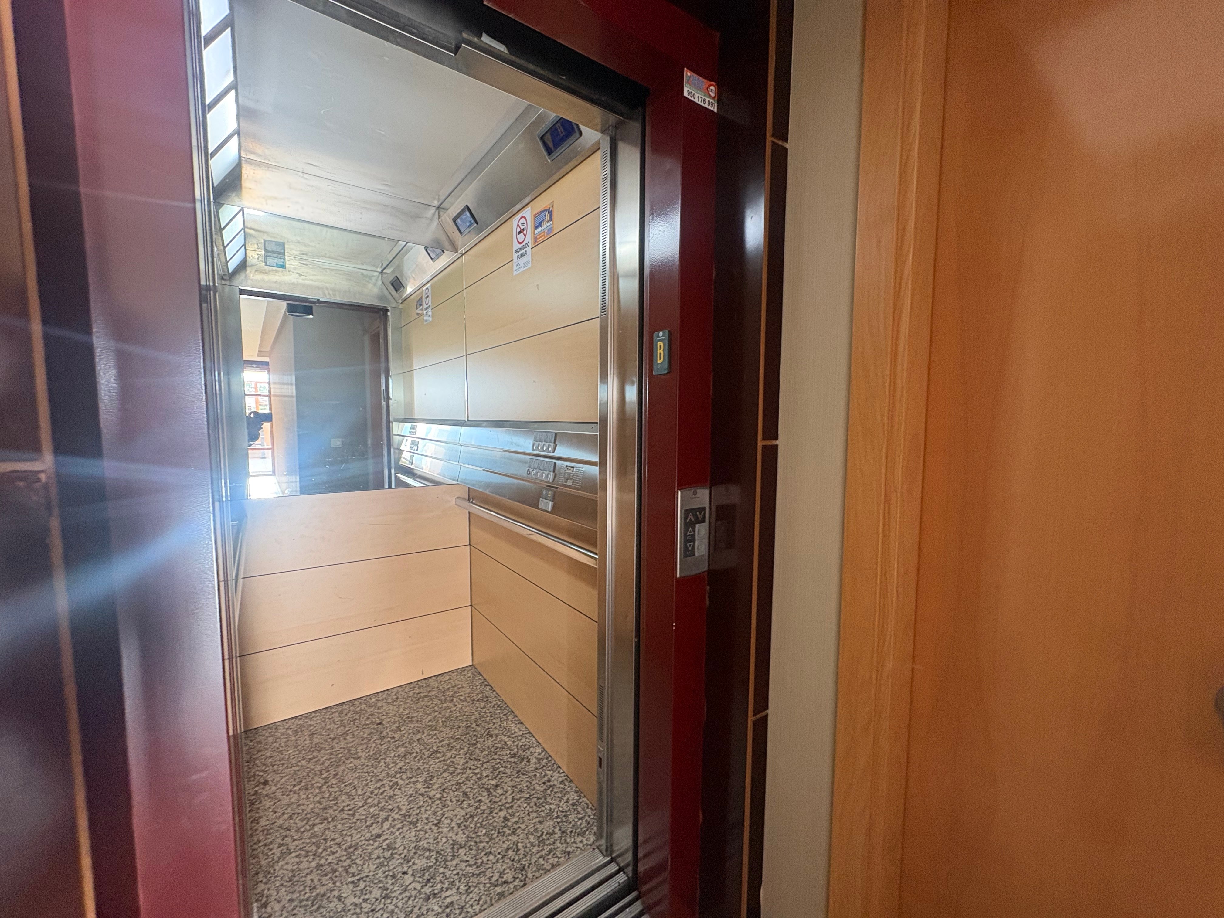 Piso en venta en avenida Calle Médico Francisco Pérez Company