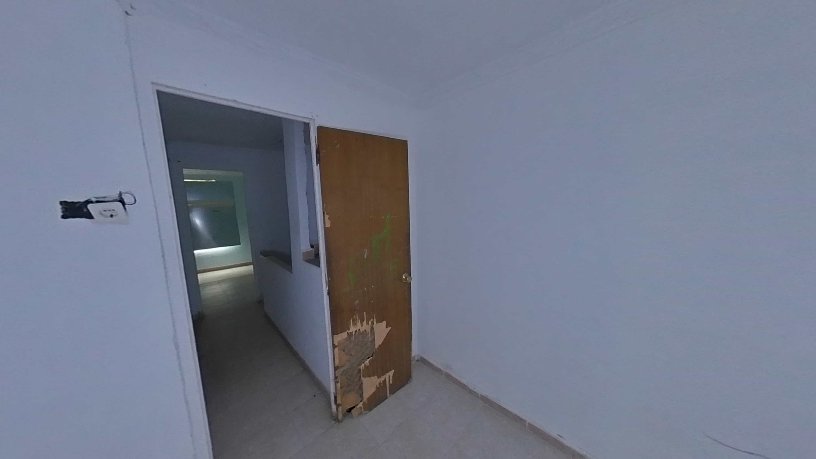 Flat for sale in calle Micaela Parada