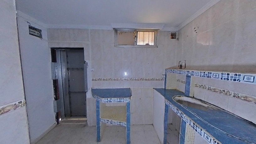 Flat for sale in calle Micaela Parada