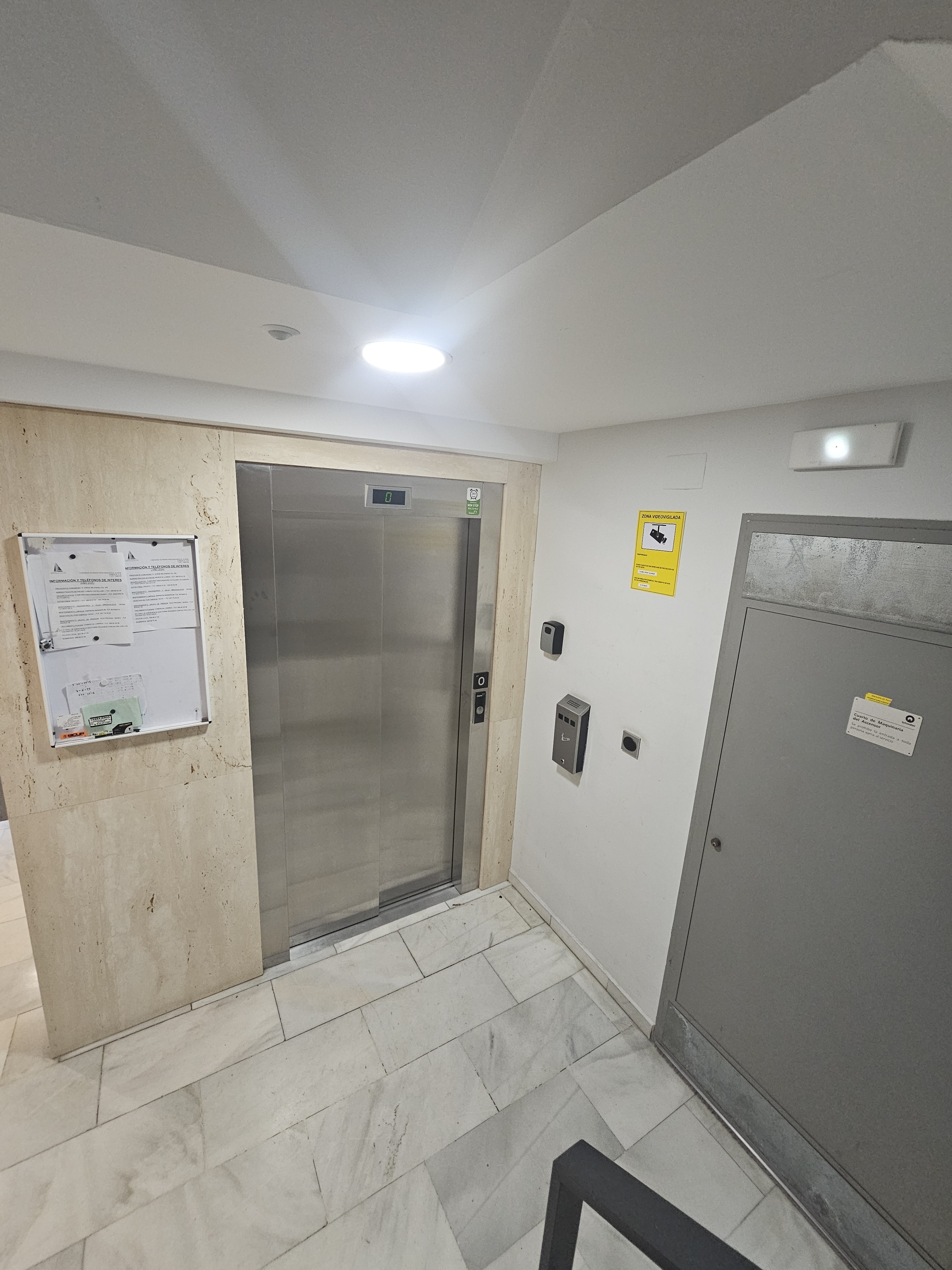 Piso en venta en calle Alfonso Xi 4e