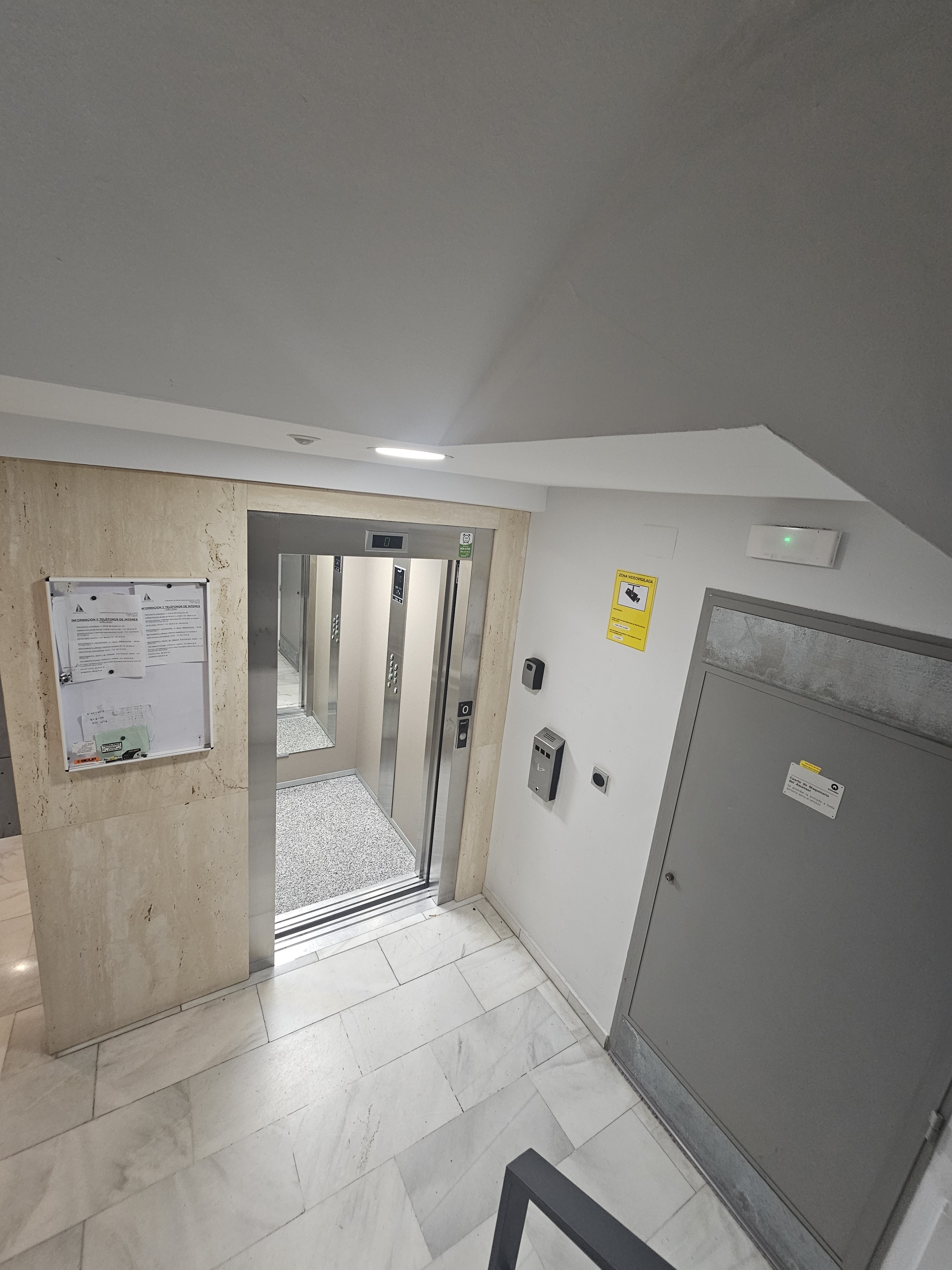 Piso en venta en calle Alfonso Xi 4e