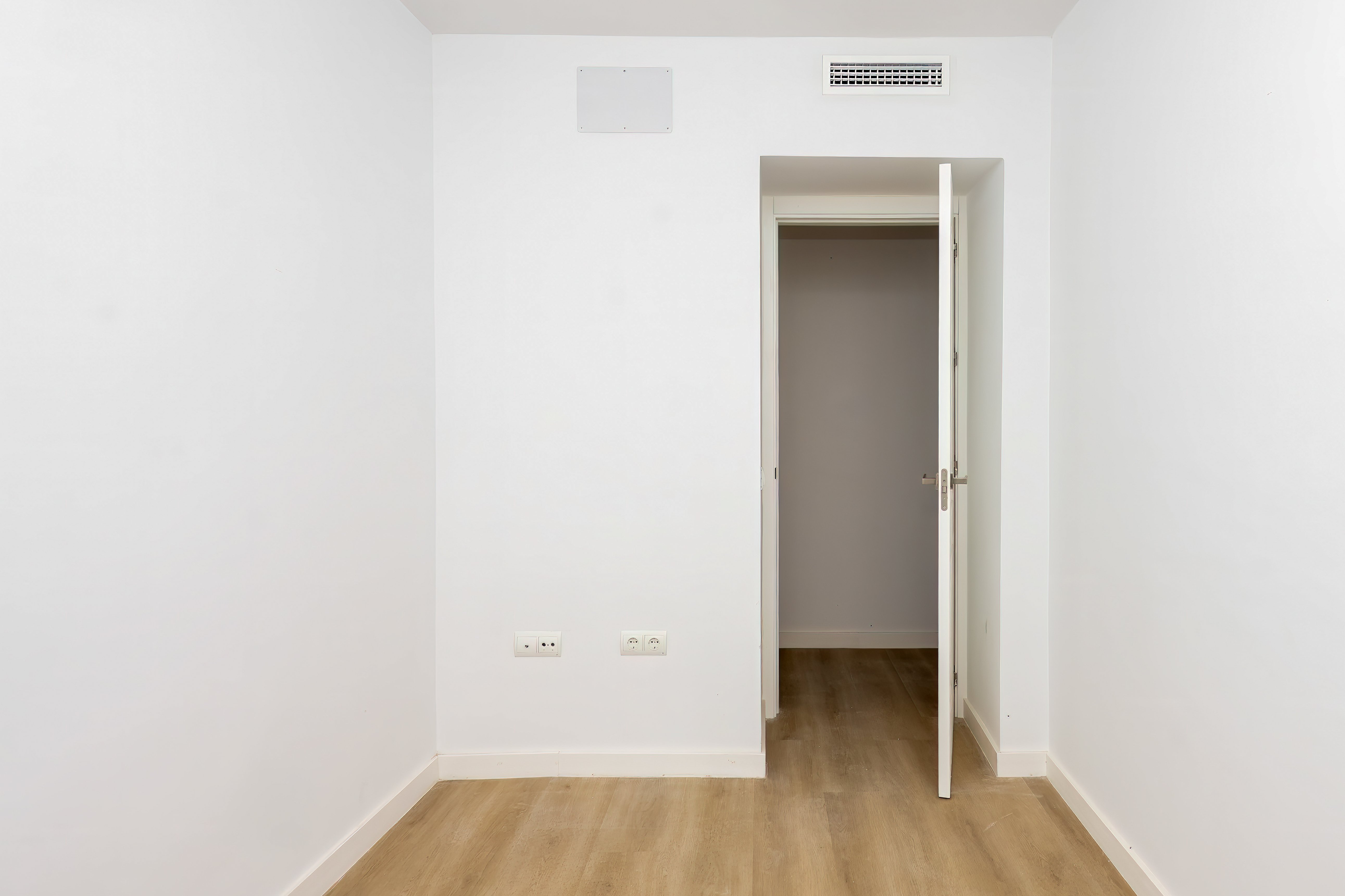 Piso en venta en calle Rafael de la Viesca