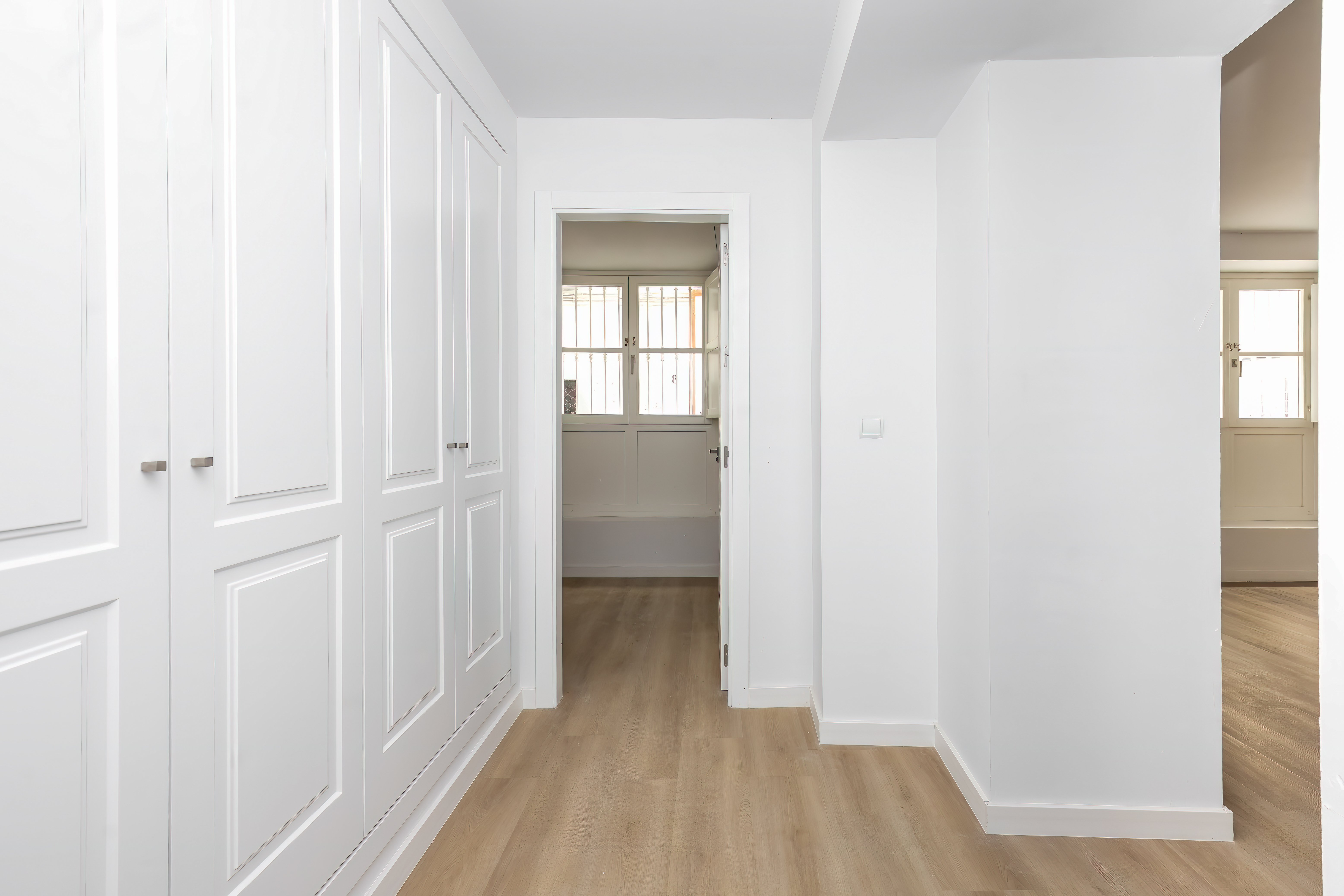 Flat for sale in calle Rafael de la Viesca