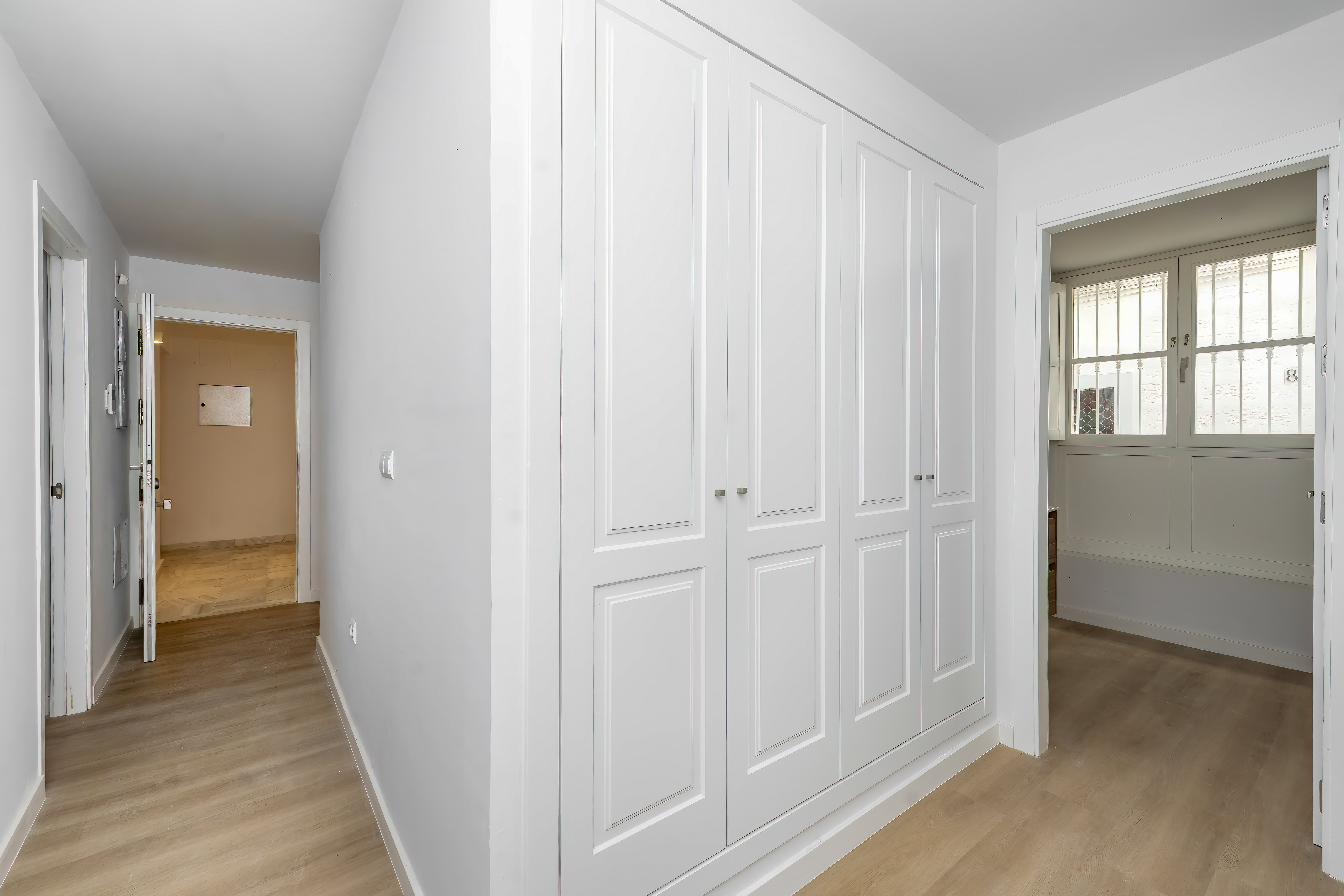 Flat for sale in calle Rafael de la Viesca