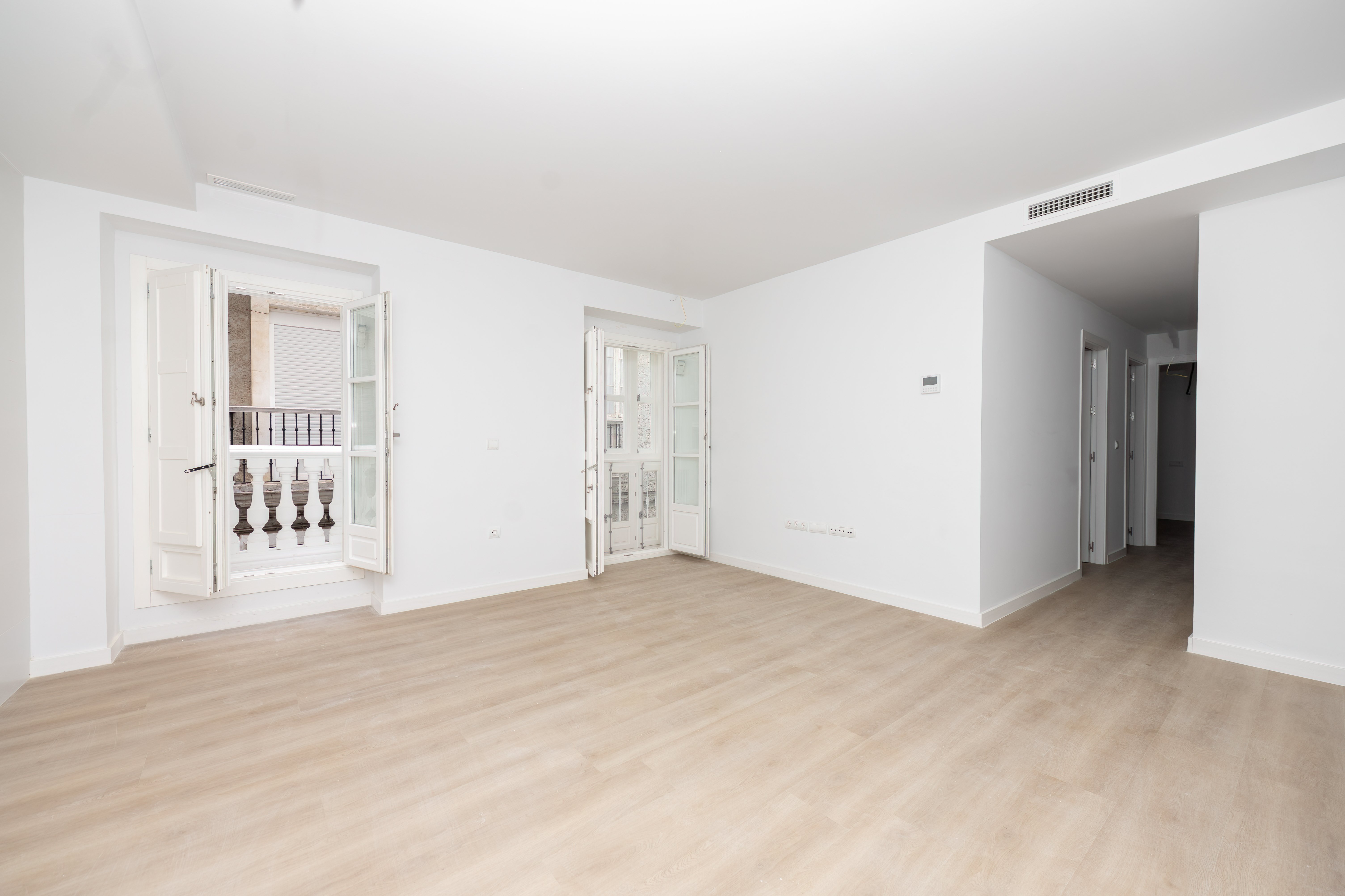 Piso en venta en calle Rafael de la Viesca