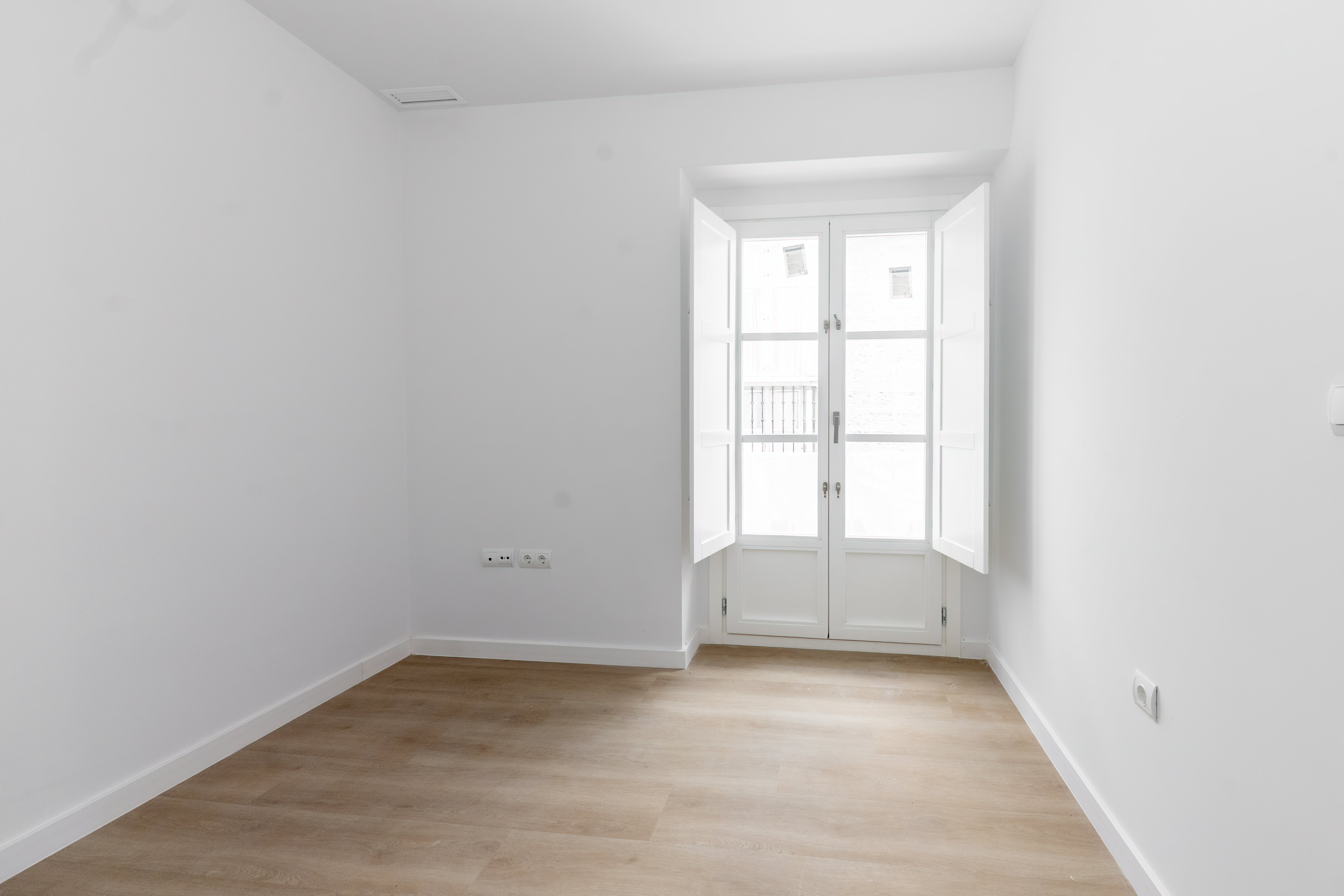 Piso en venta en calle Rafael de la Viesca