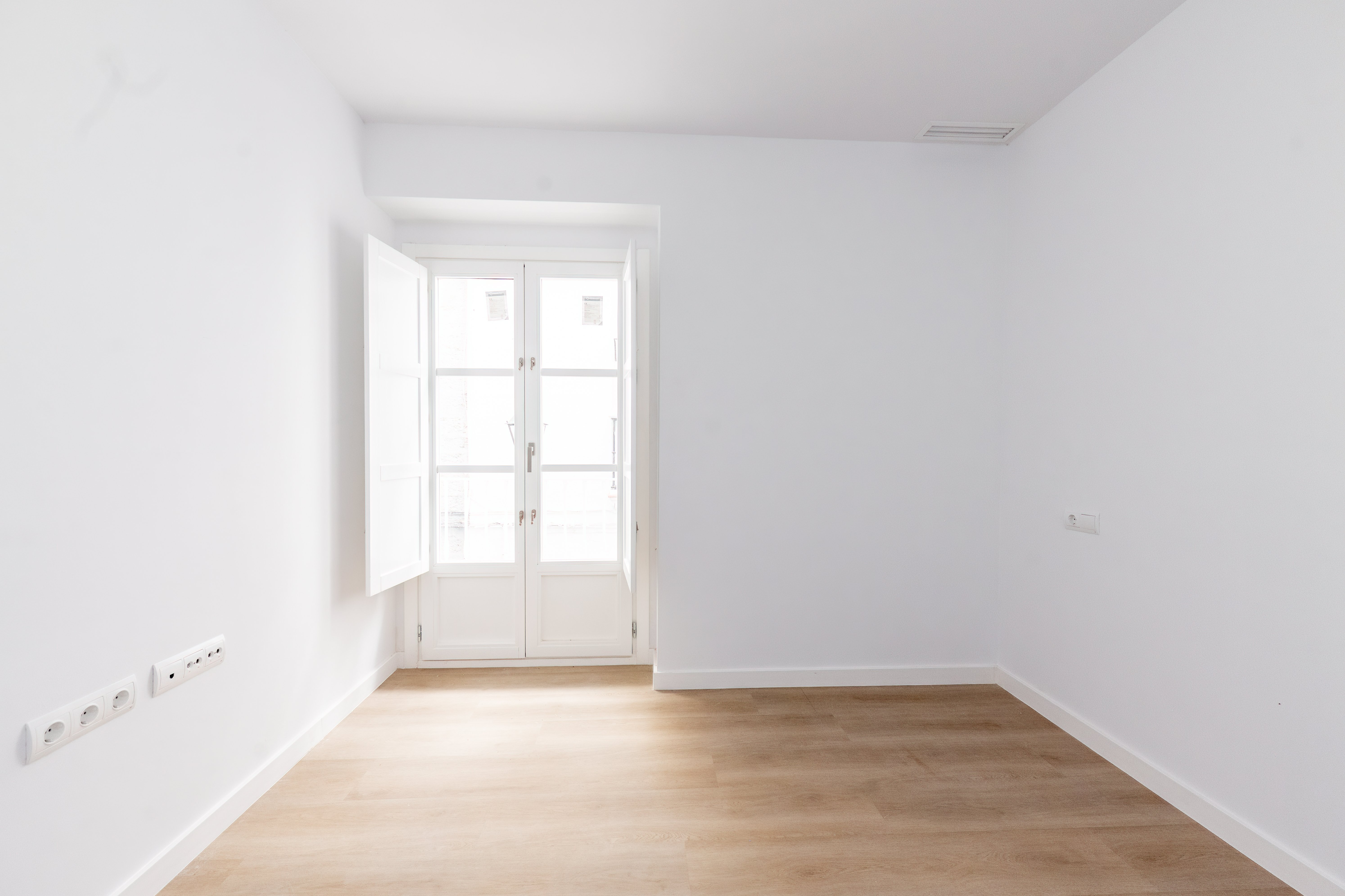 Piso en venta en calle Rafael de la Viesca