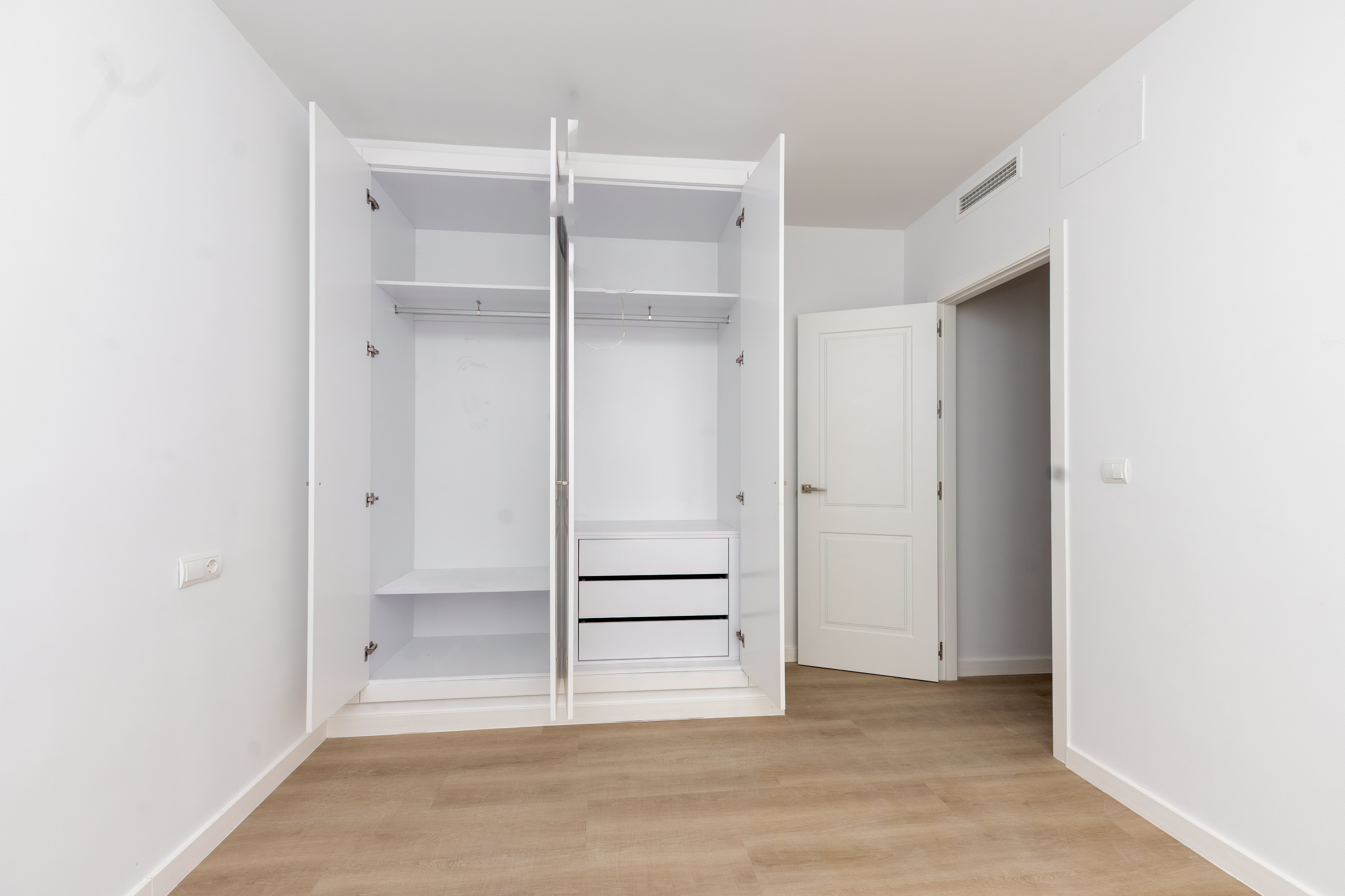 Piso en venta en calle Rafael de la Viesca