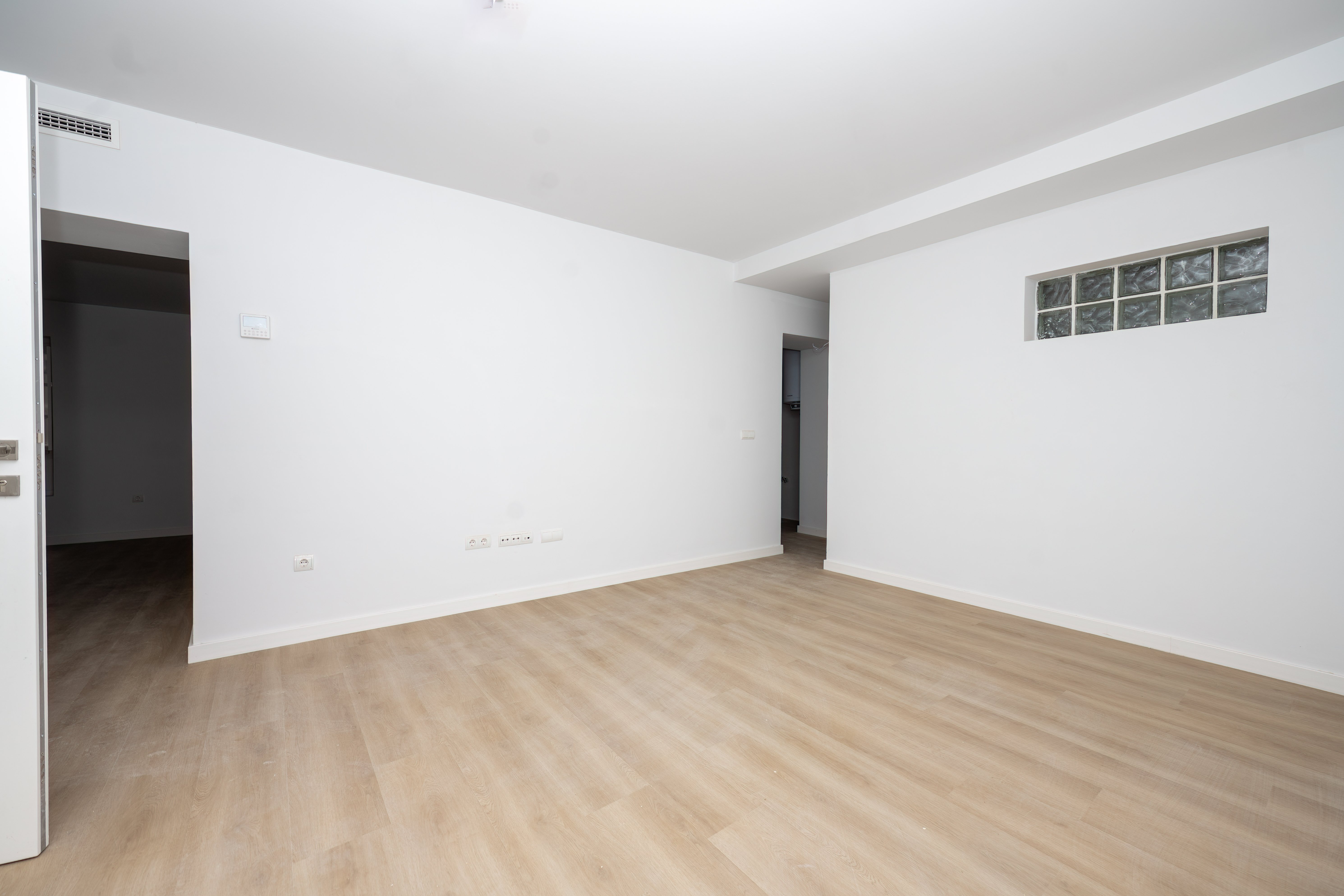 Piso en venta en calle Rafael de la Viesca