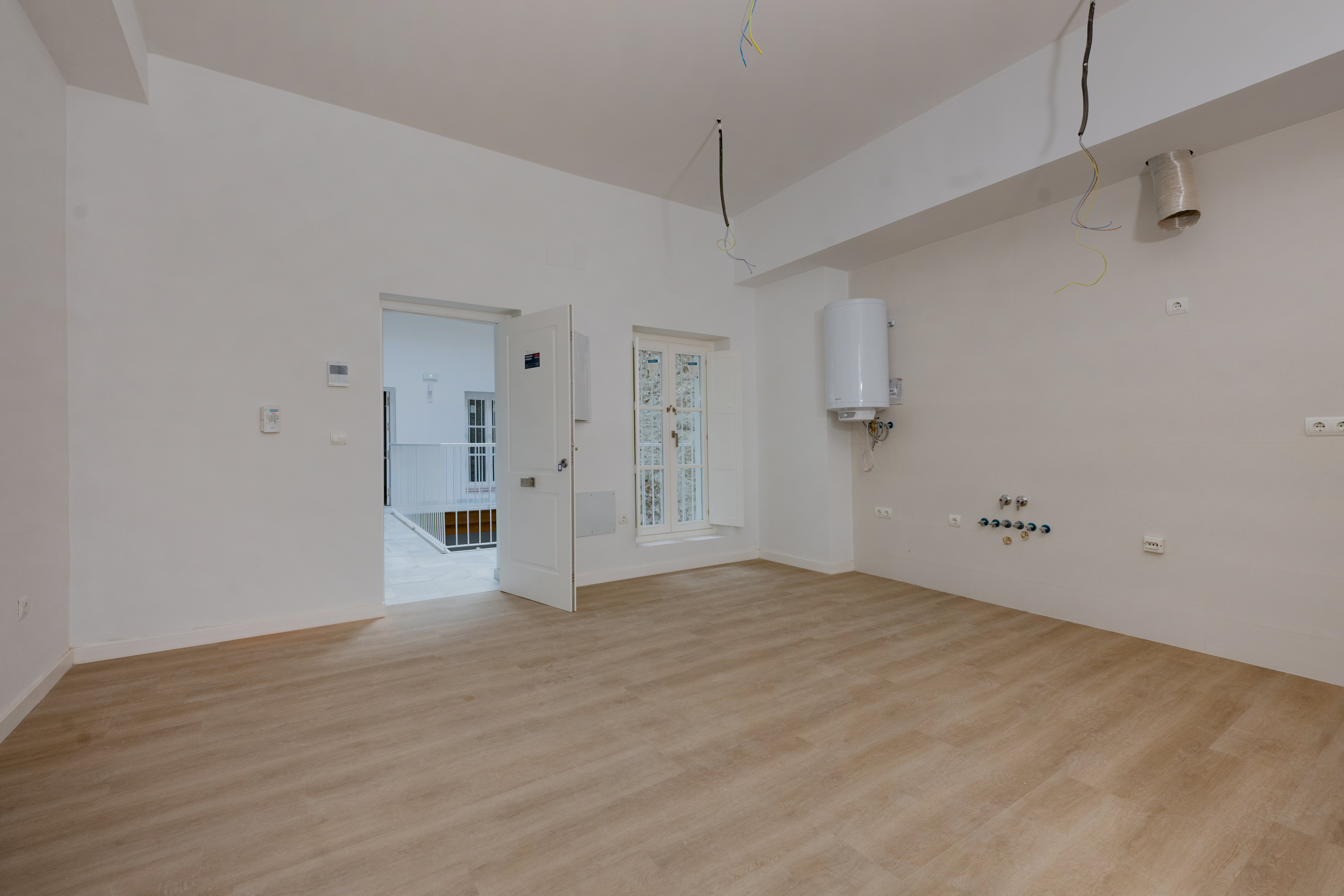 Flat for sale in calle Rafael de la Viesca