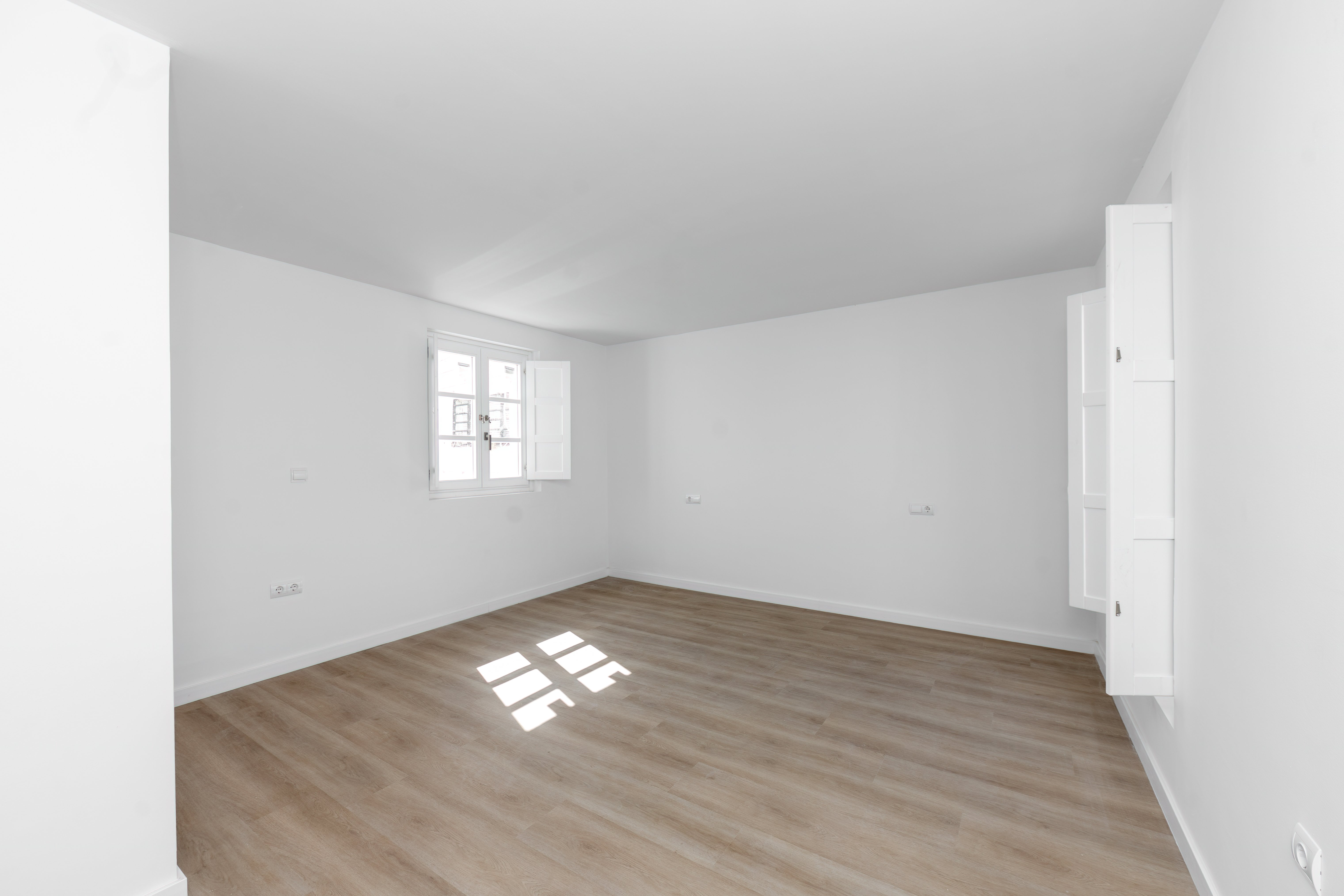 Piso en venta en calle Rafael de la Viesca