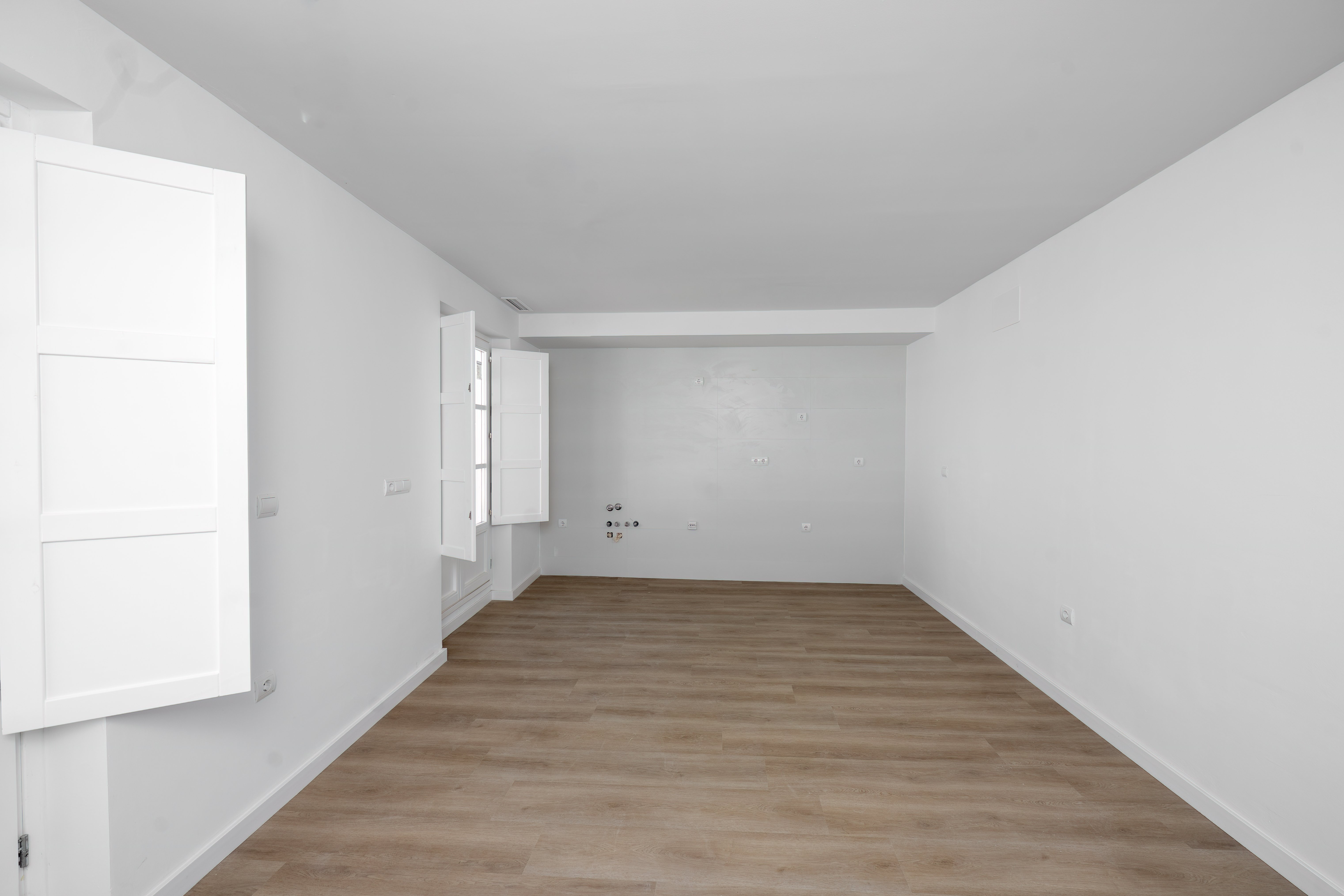 Flat for sale in calle Rafael de la Viesca