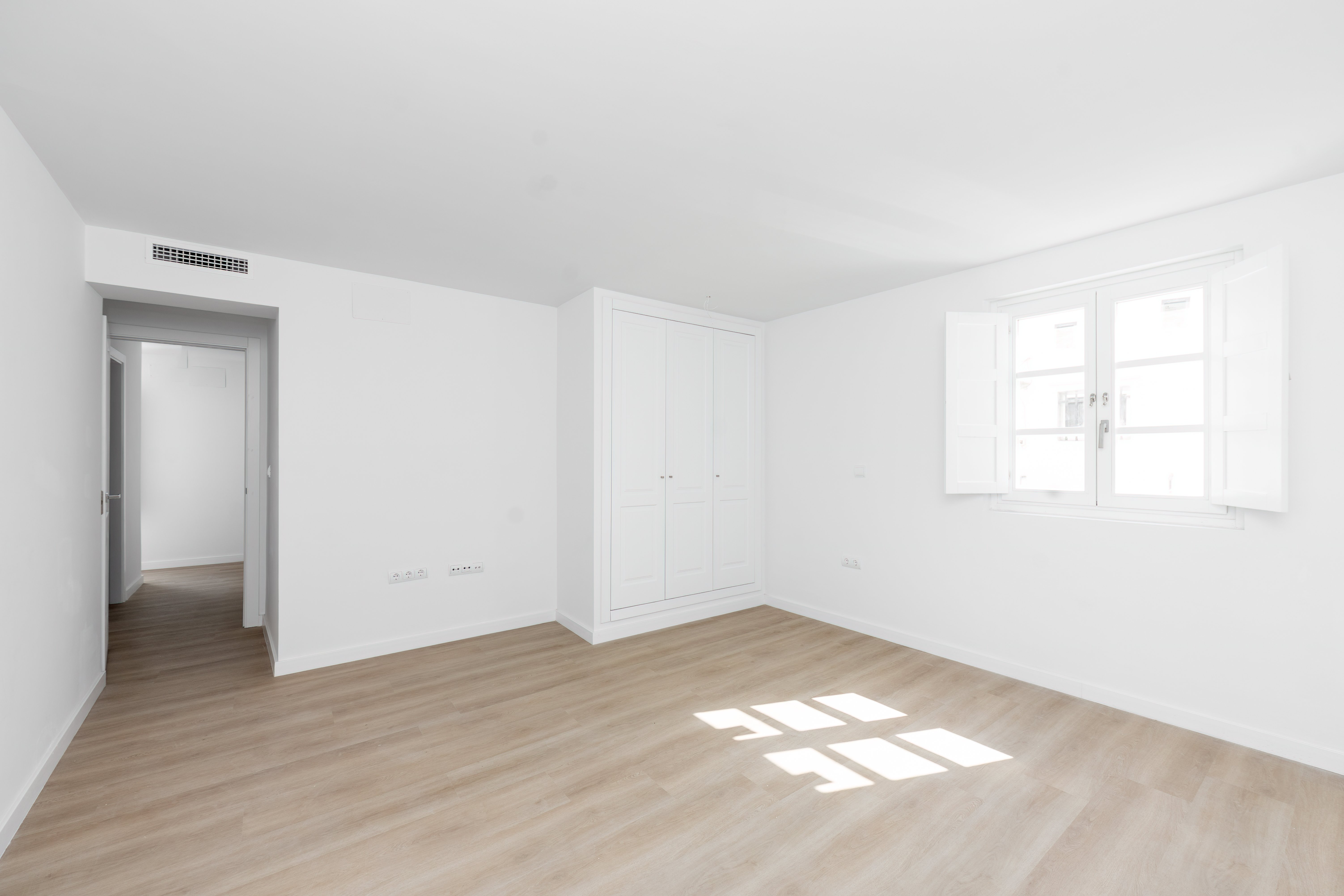 Piso en venta en calle Rafael de la Viesca