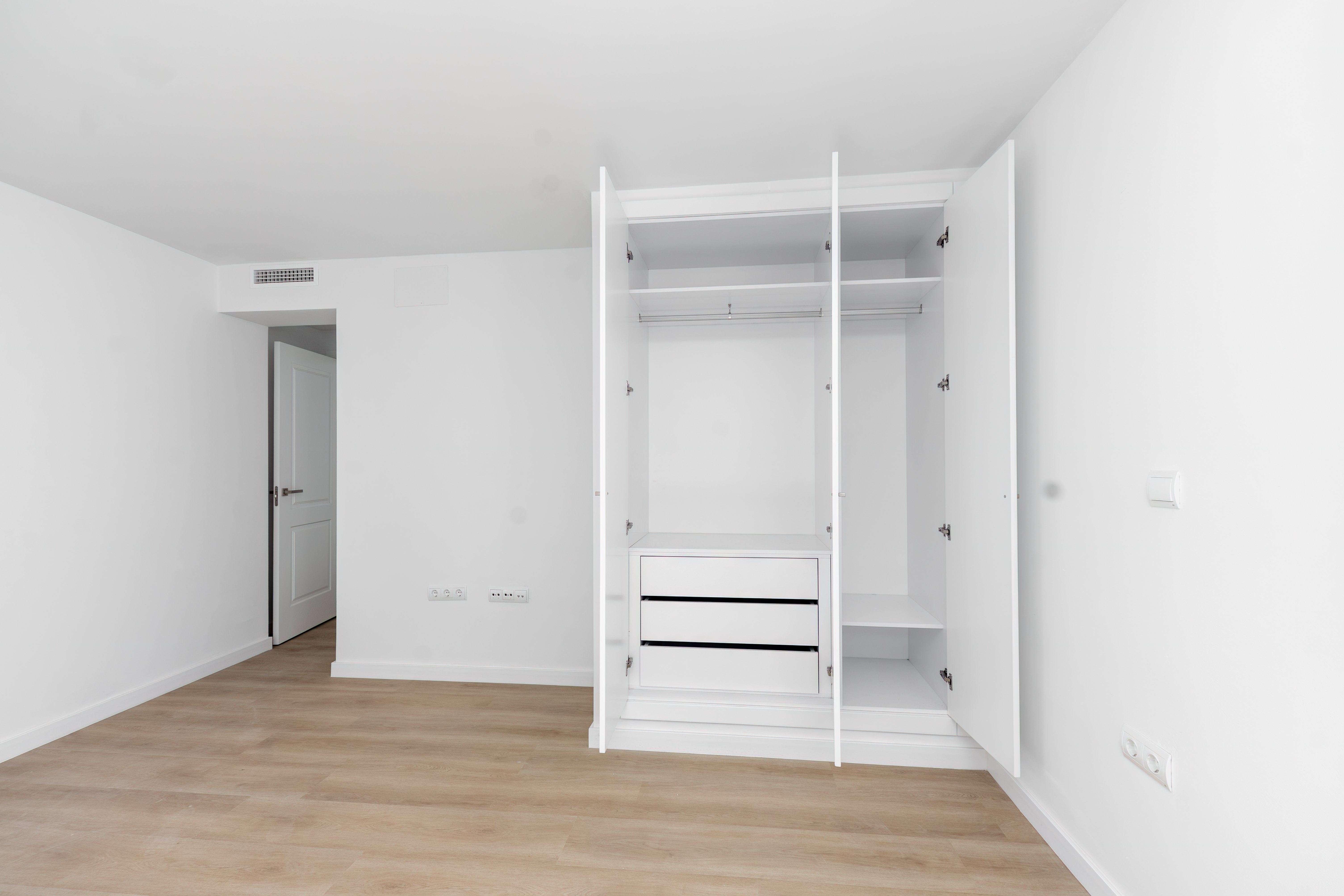 Piso en venta en calle Rafael de la Viesca