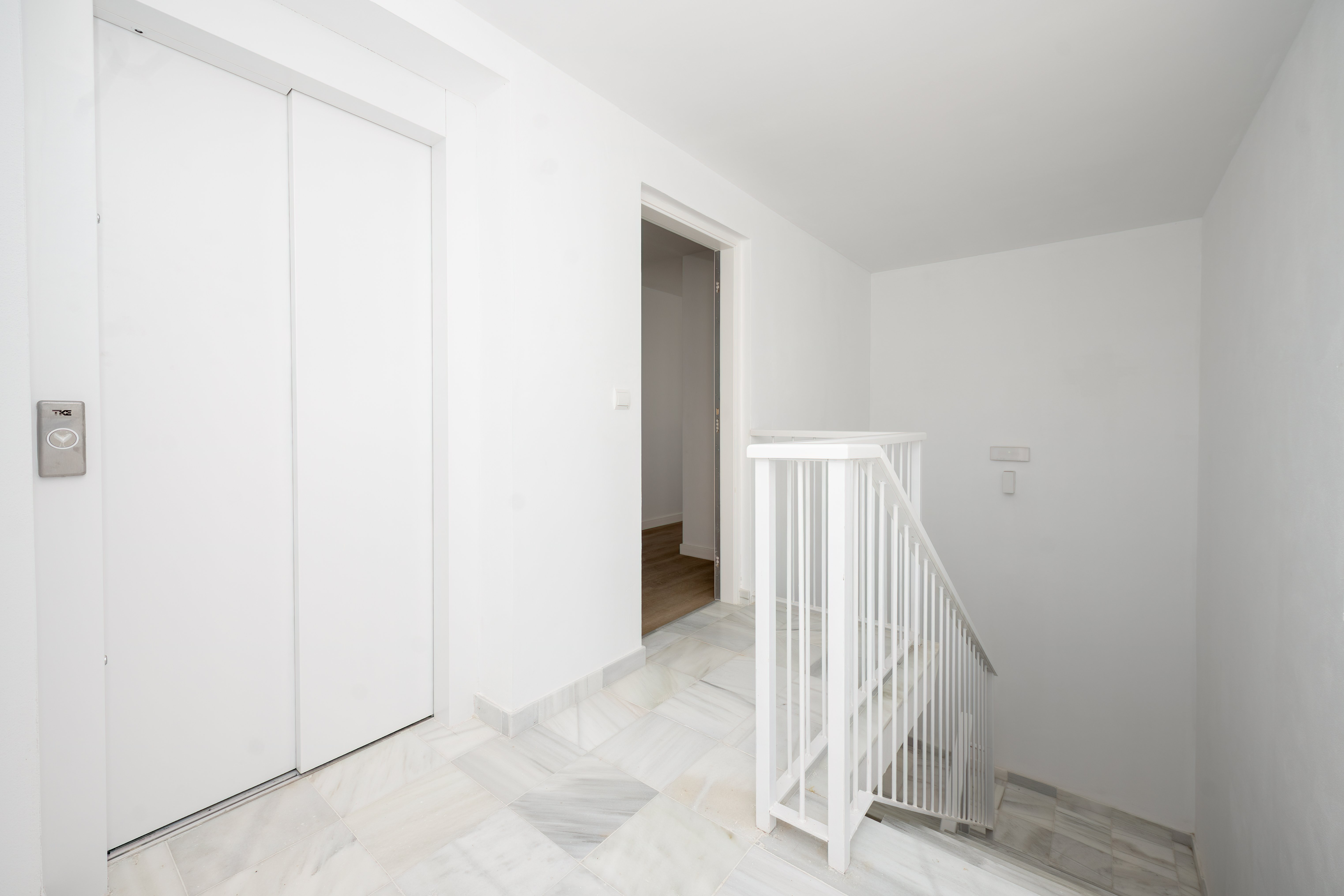 Piso en venta en calle Rafael de la Viesca