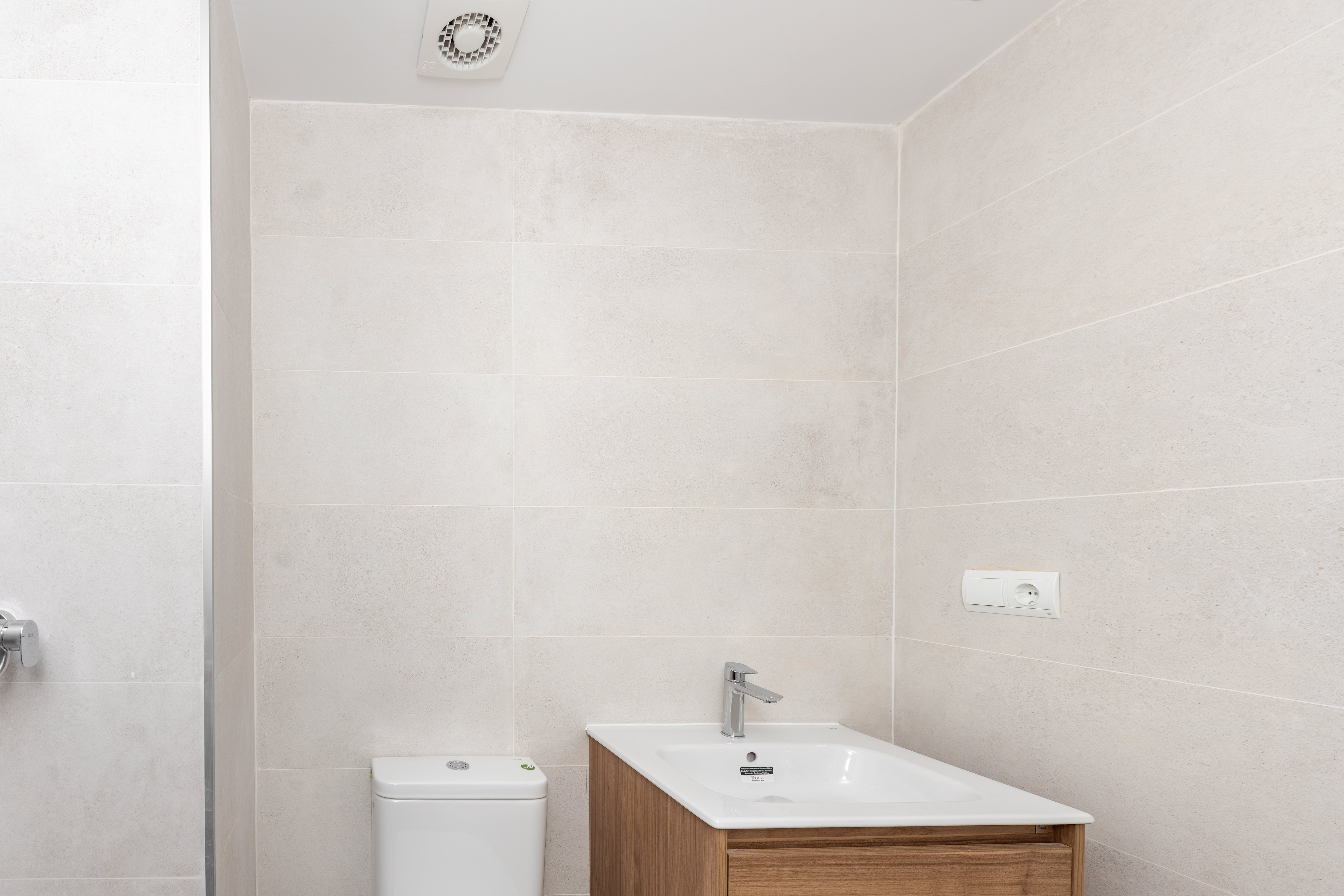 Flat for sale in calle Rafael de la Viesca