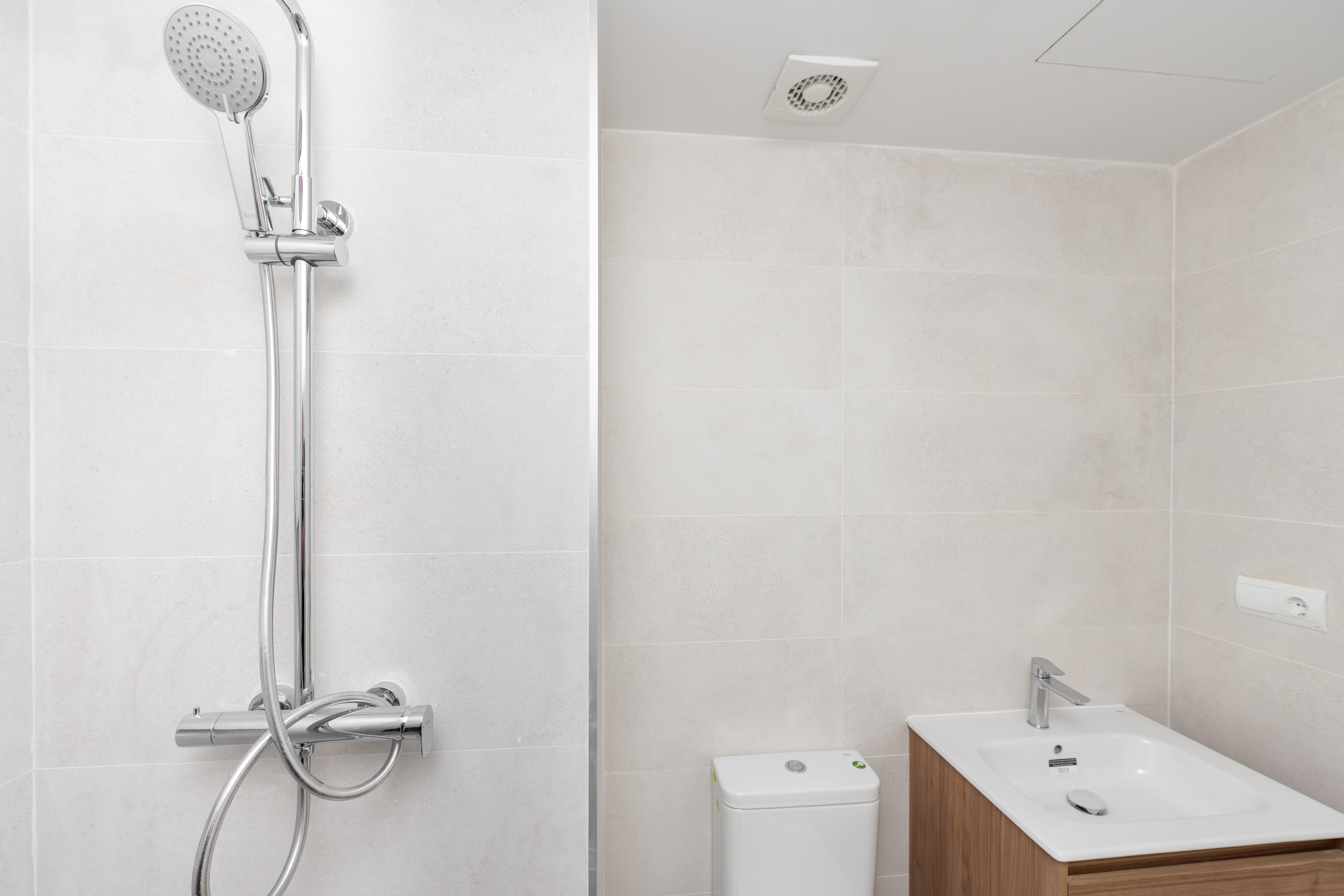 Flat for sale in calle Rafael de la Viesca