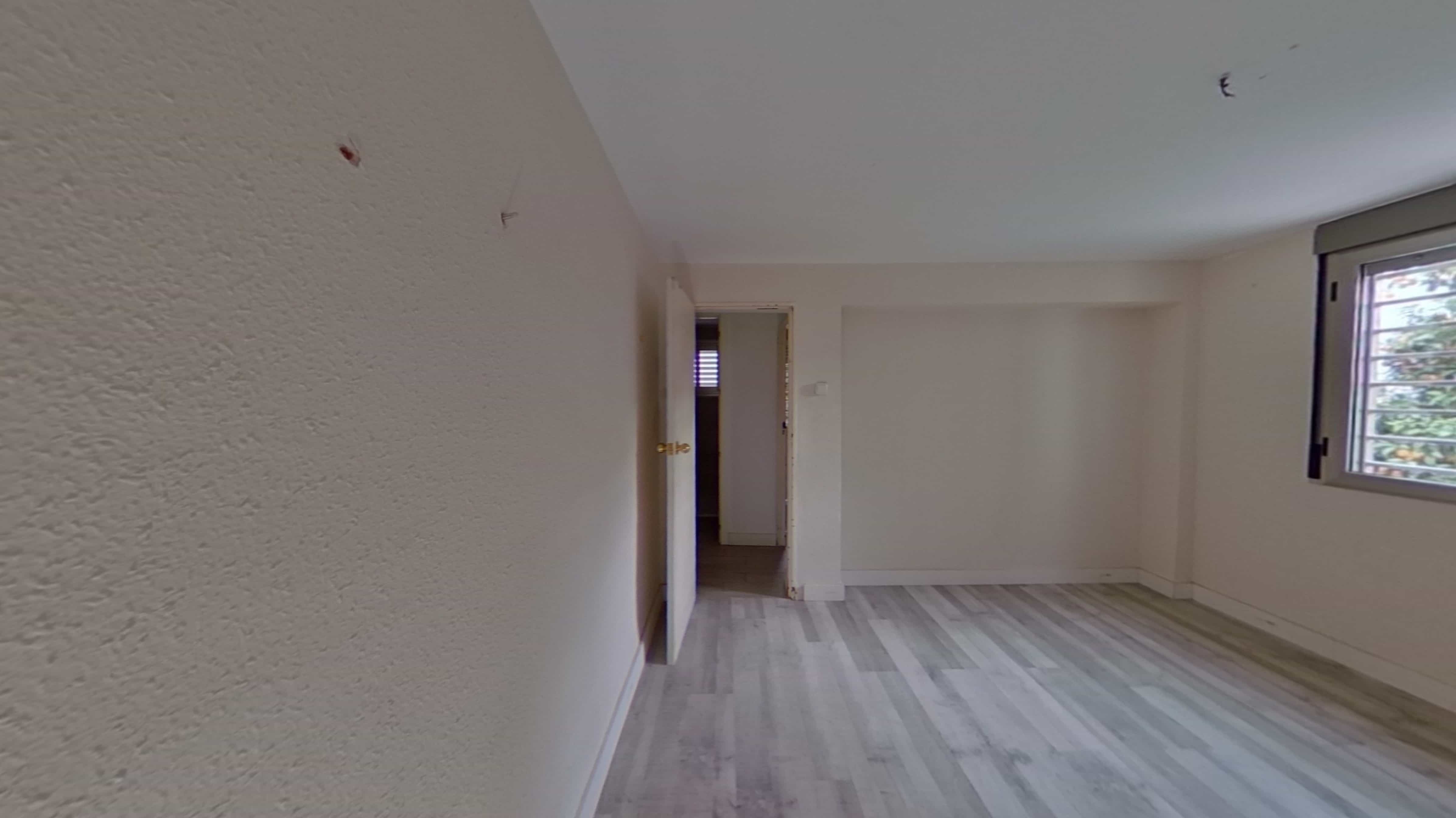 Piso en venta en calle Cañete de las Torres