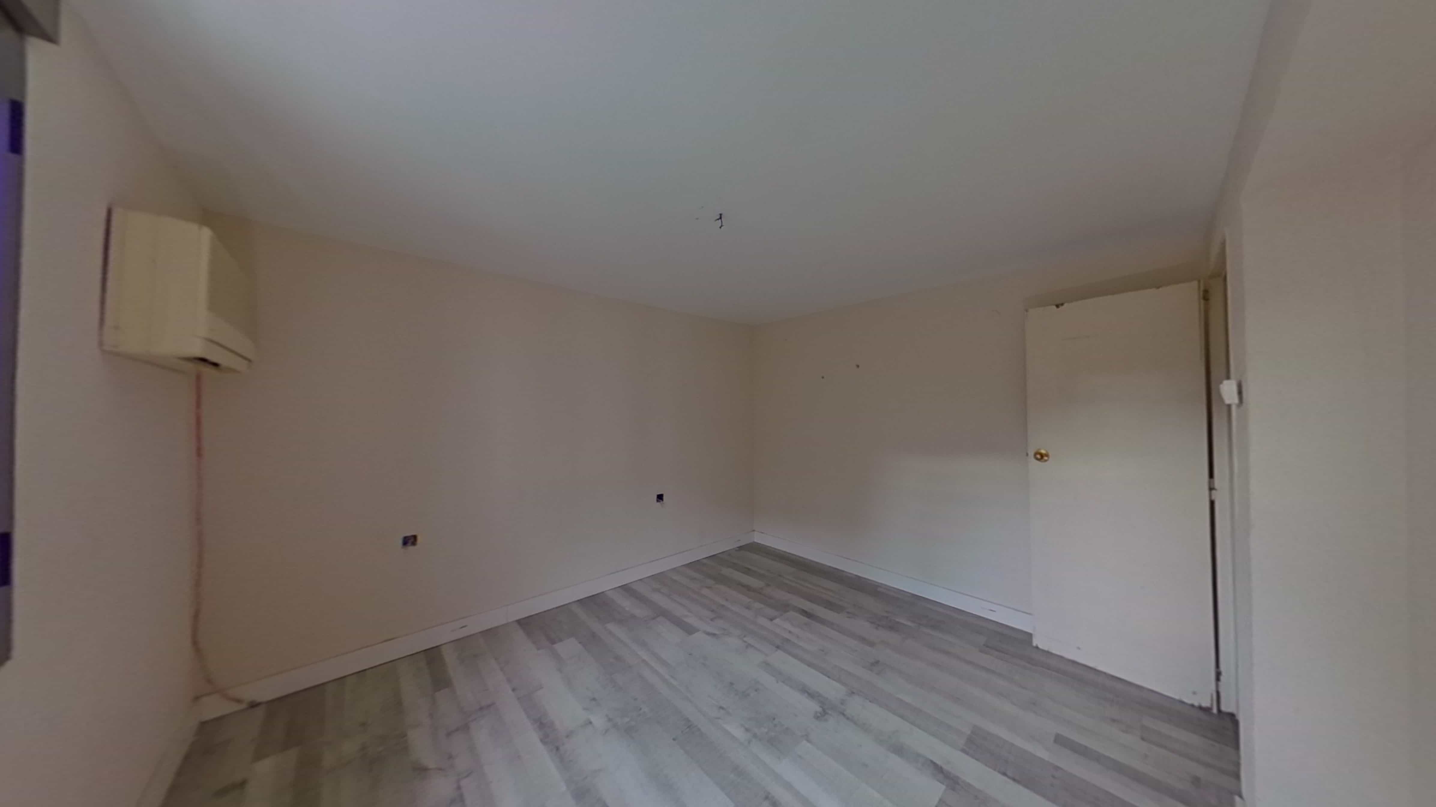 Piso en venta en calle Cañete de las Torres