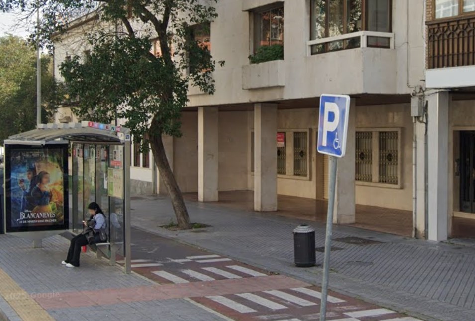 Local en venta en avenida De las Ollerías