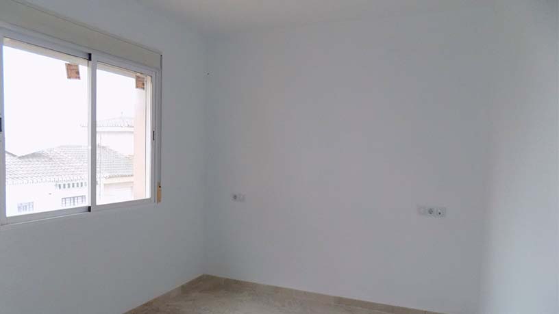 Flat for sale in calle Alhambra