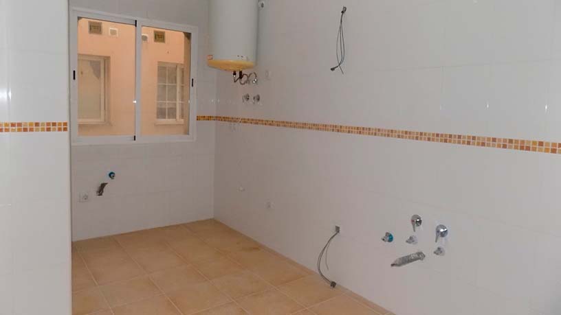 Flat for sale in calle Alhambra