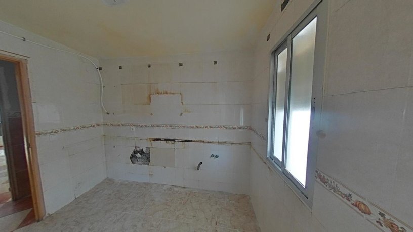 Piso en venta en avda Santo Reino