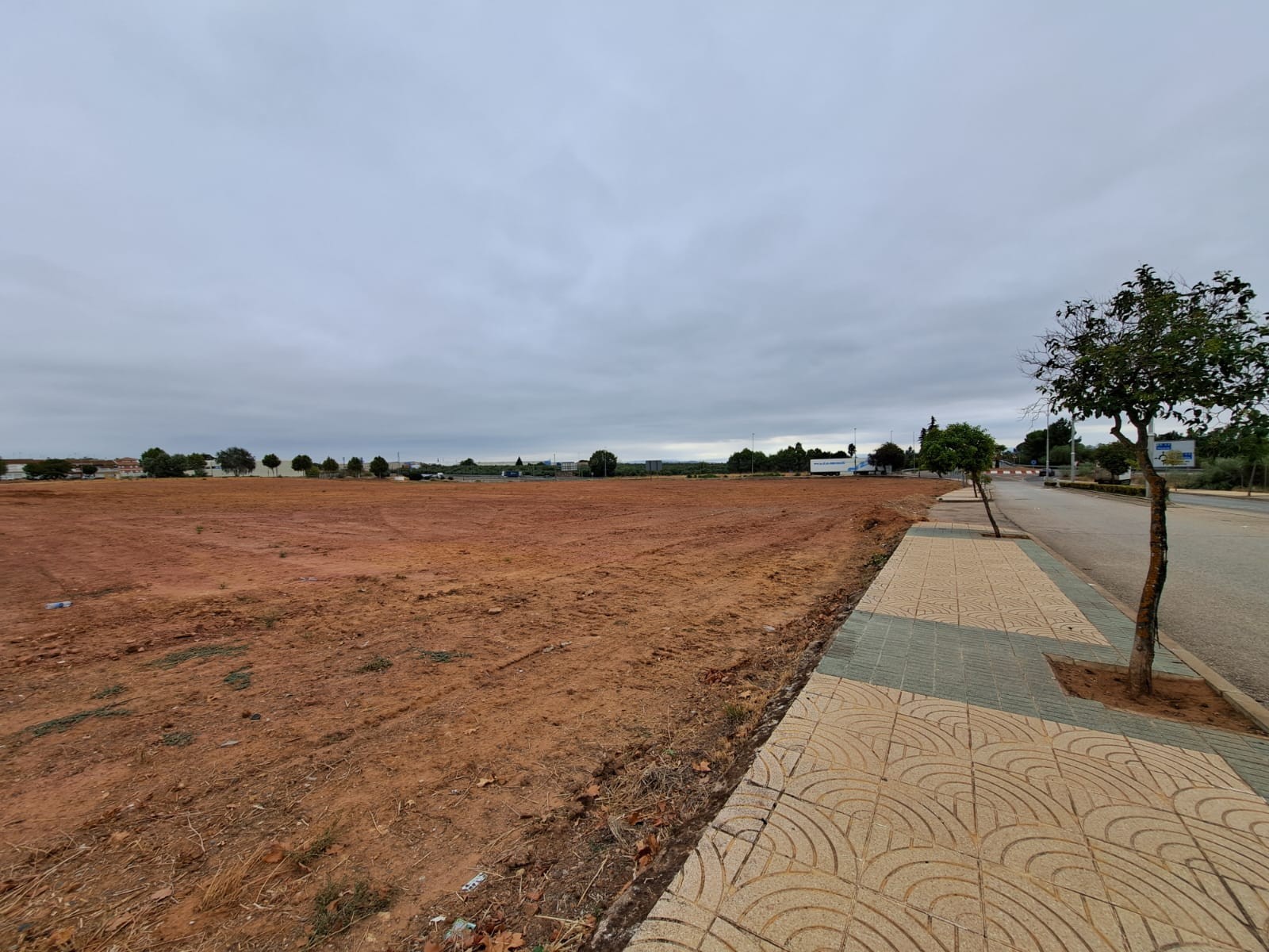 Terrain urbain à vendre à otros Autovía A-4 Km 270