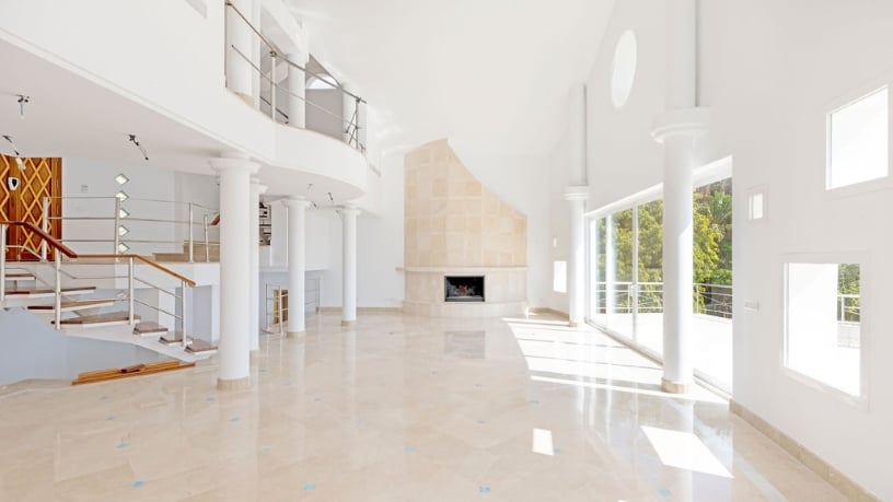 Casa en venta en calle Los Almendro, Urb Torrecilla y Estoril