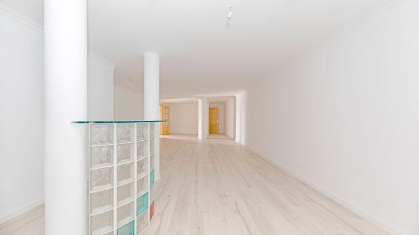 Casa en venta en calle Los Almendro, Urb Torrecilla y Estoril