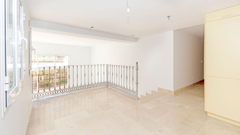 Casa en venta en calle Los Almendro, Urb Torrecilla y Estoril