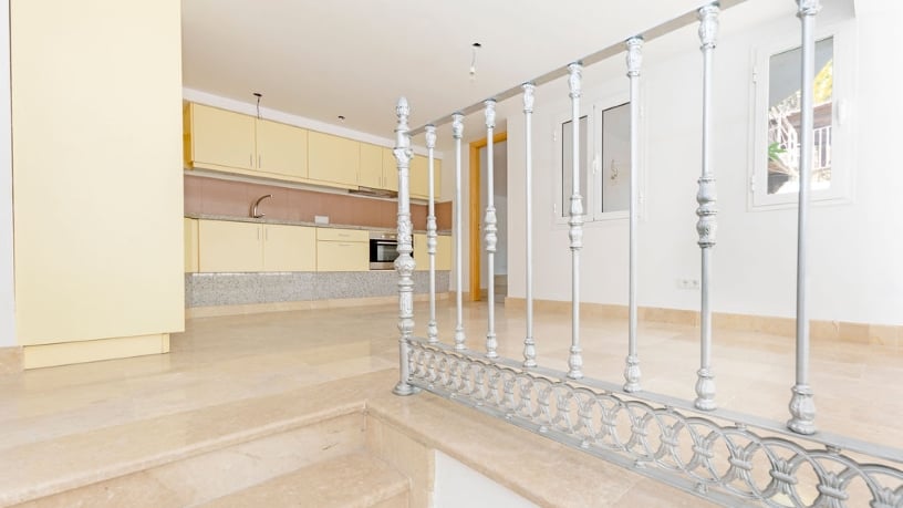 Casa en venta en calle Los Almendro, Urb Torrecilla y Estoril