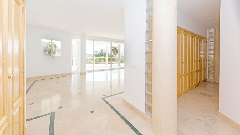 Casa en venta en calle Los Almendro, Urb Torrecilla y Estoril