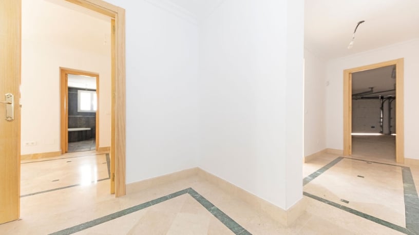 Casa en venta en calle Los Almendro, Urb Torrecilla y Estoril