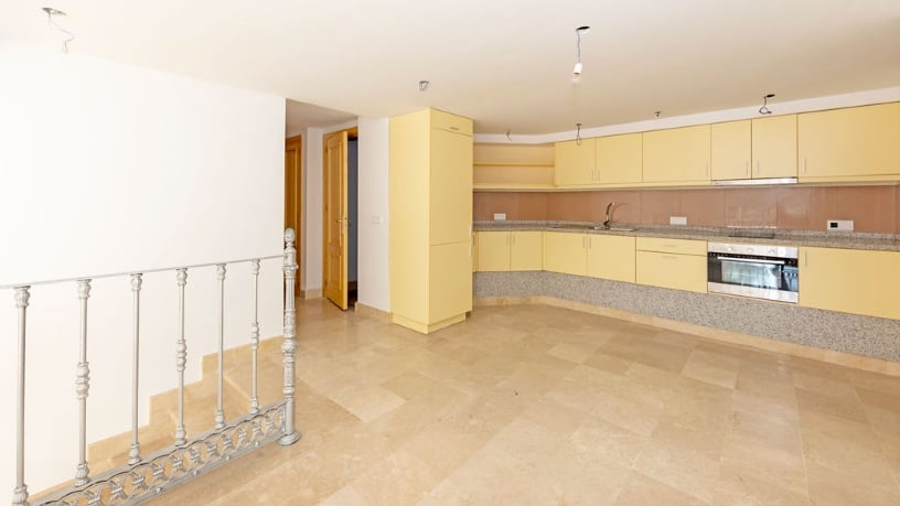 Casa en venta en calle Los Almendro, Urb Torrecilla y Estoril