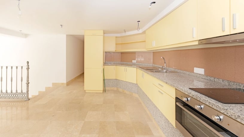 Casa en venta en calle Los Almendro, Urb Torrecilla y Estoril