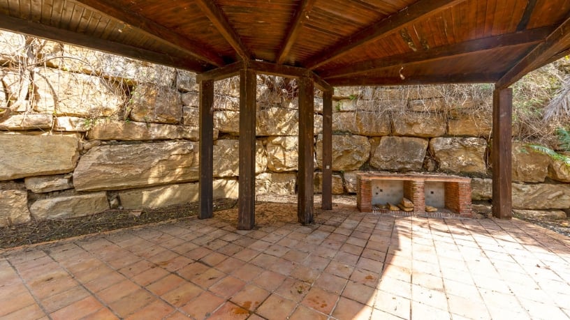 Casa en venta en calle Los Almendro, Urb Torrecilla y Estoril