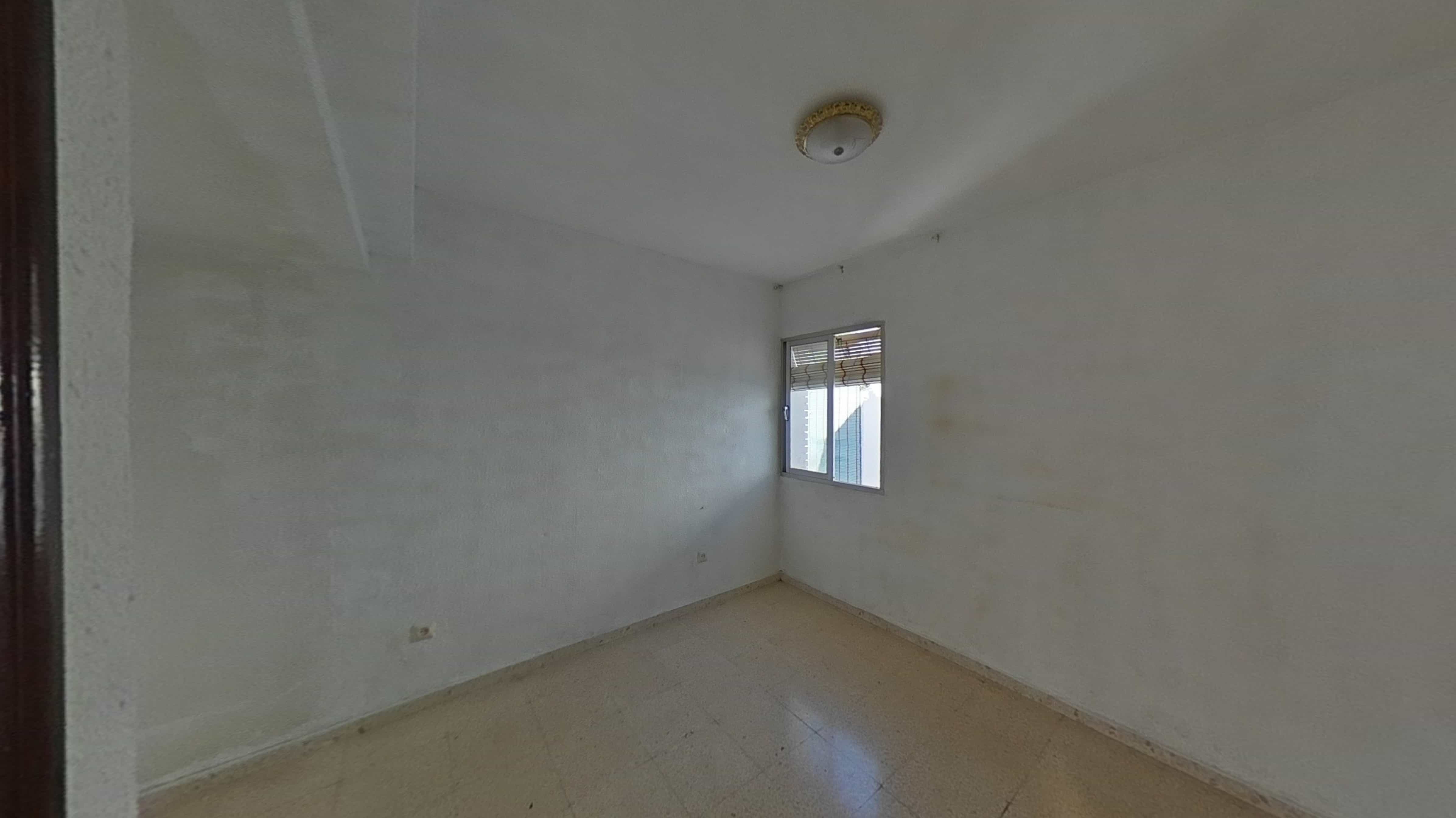 Flat for sale in calle La Paz