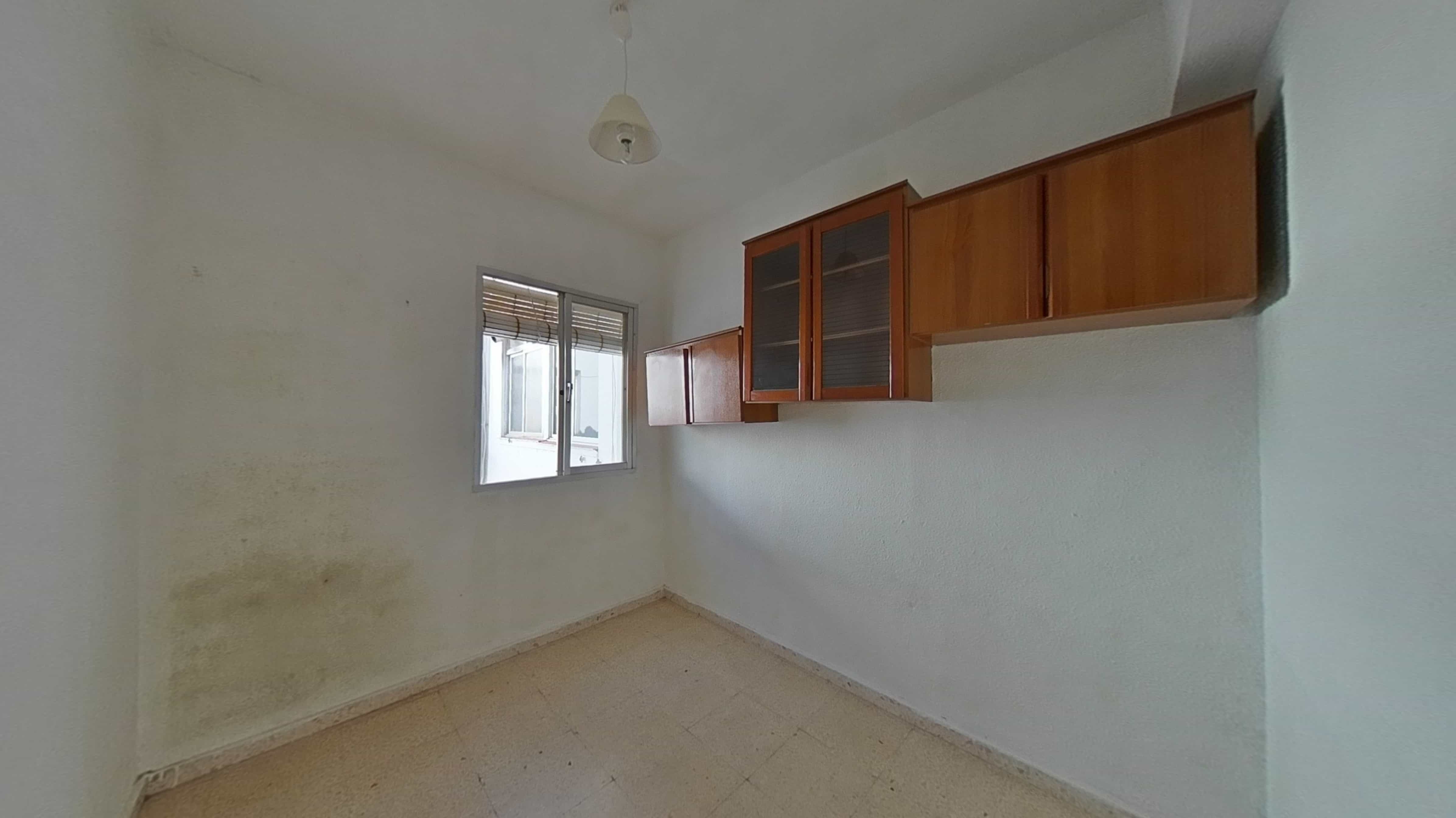 Flat for sale in calle La Paz