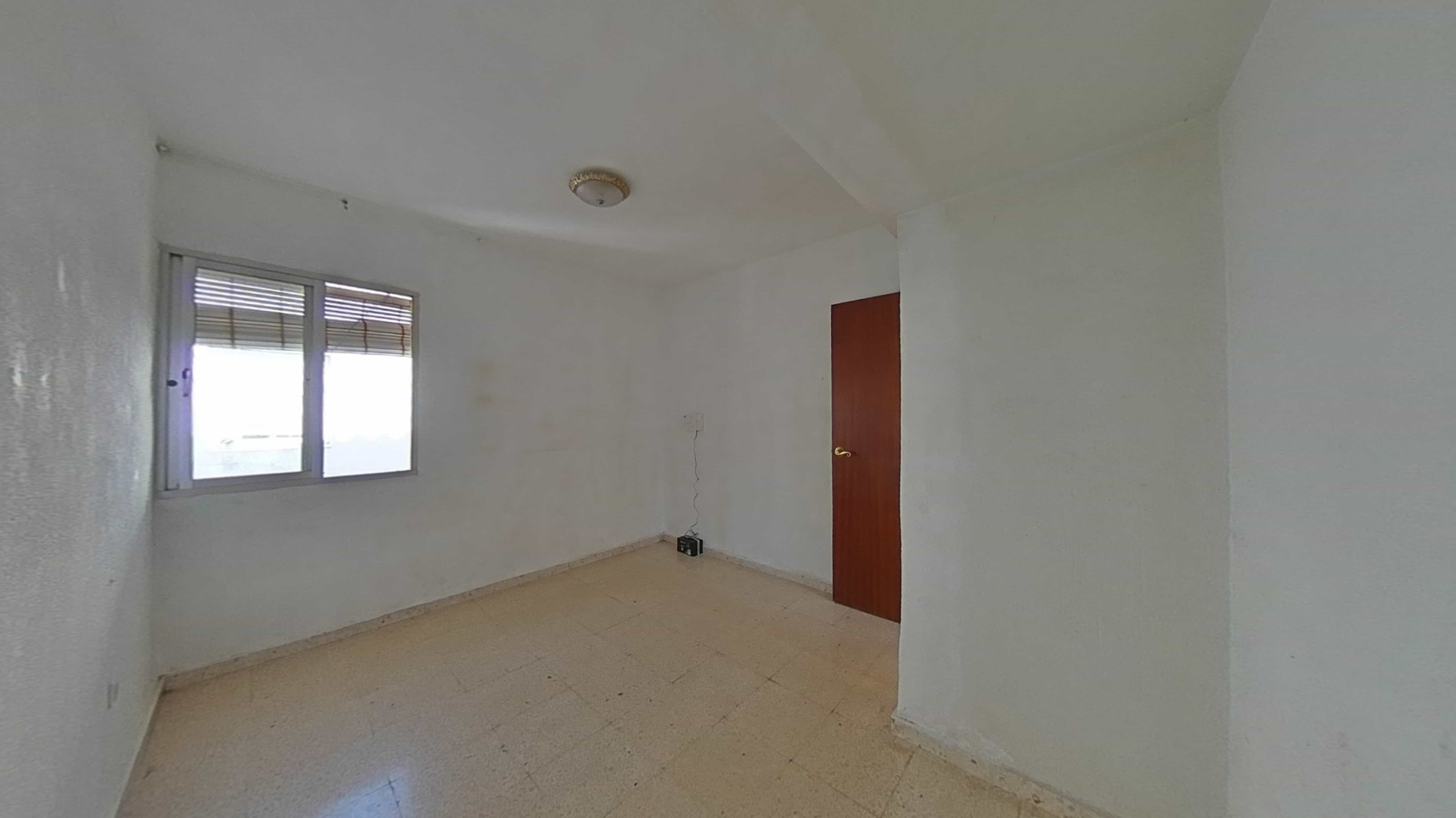 Flat for sale in calle La Paz