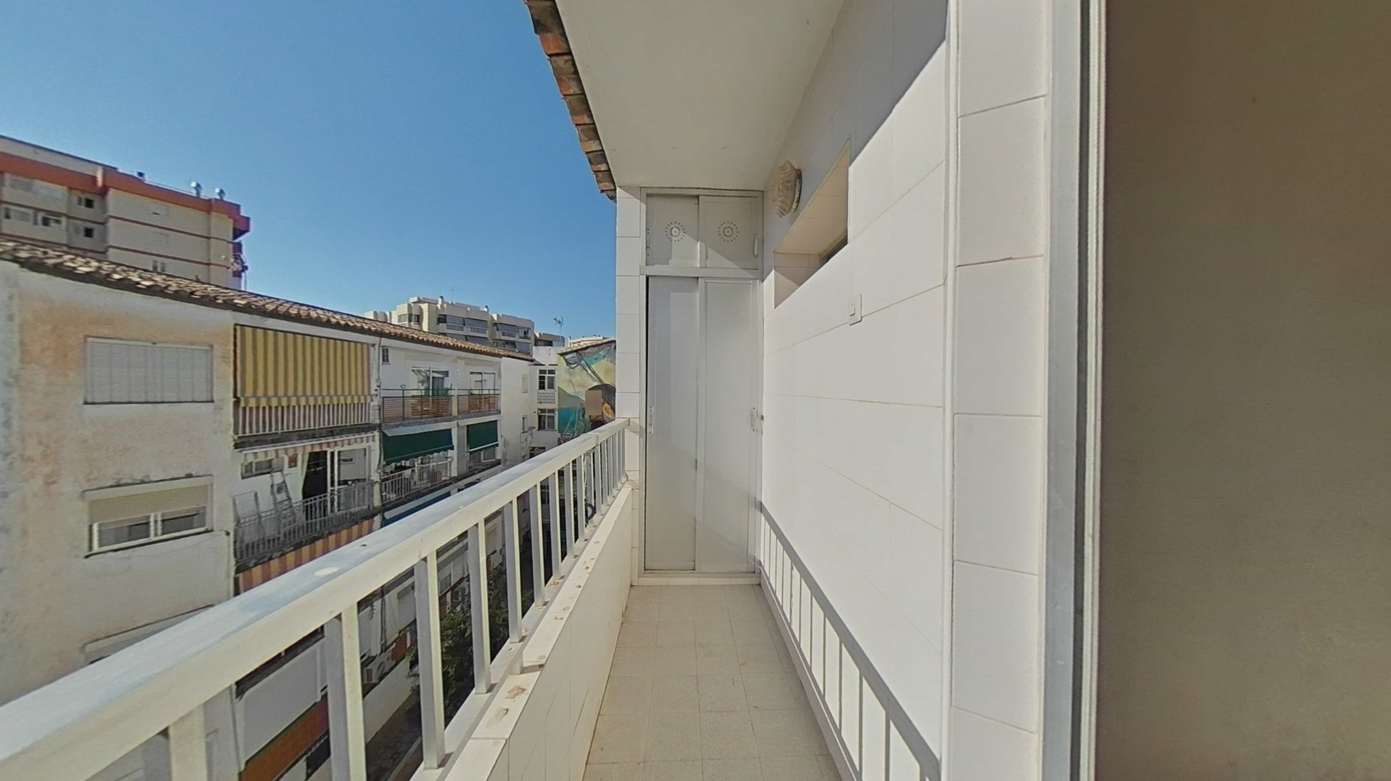 Flat for sale in calle La Paz
