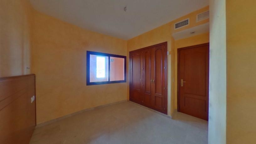 Piso en venta en urb Playa Manilva